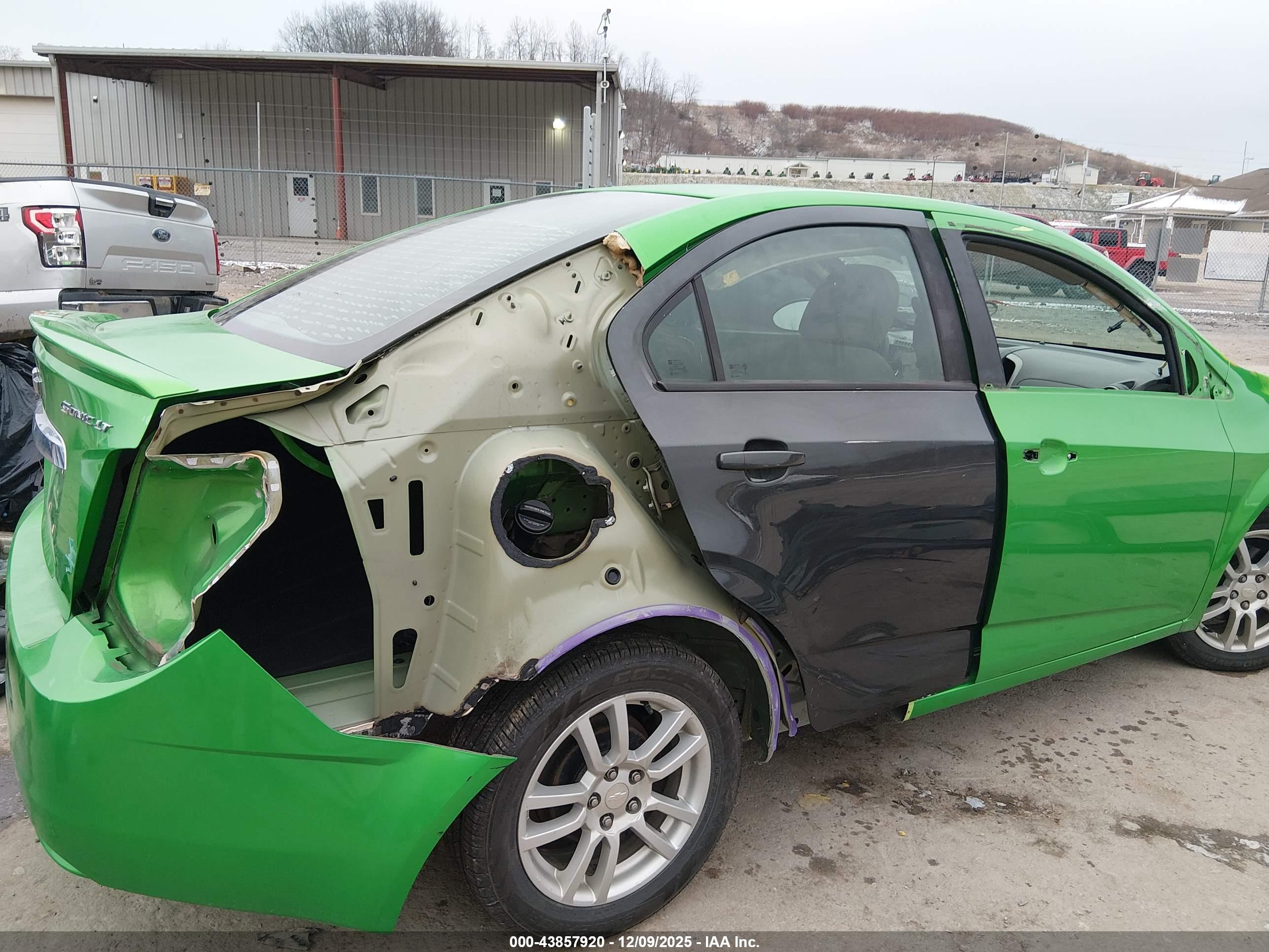 CHEVROLET SONIC image 6