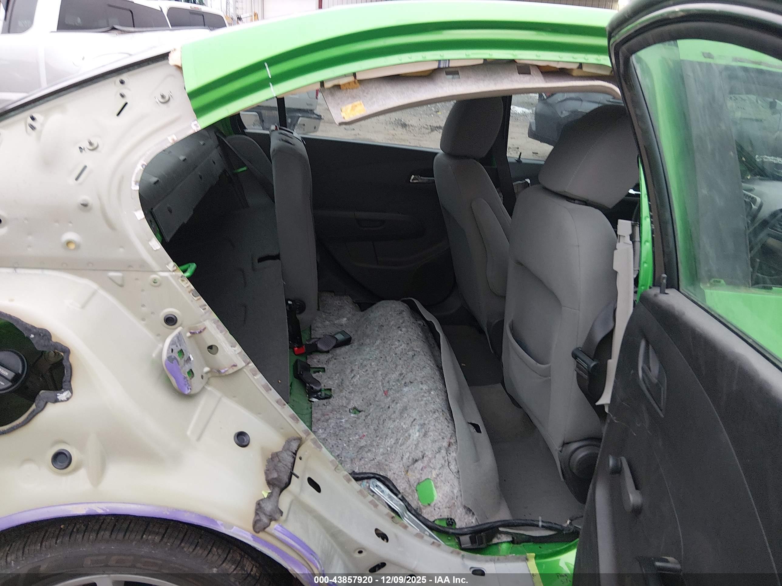 CHEVROLET SONIC image 8