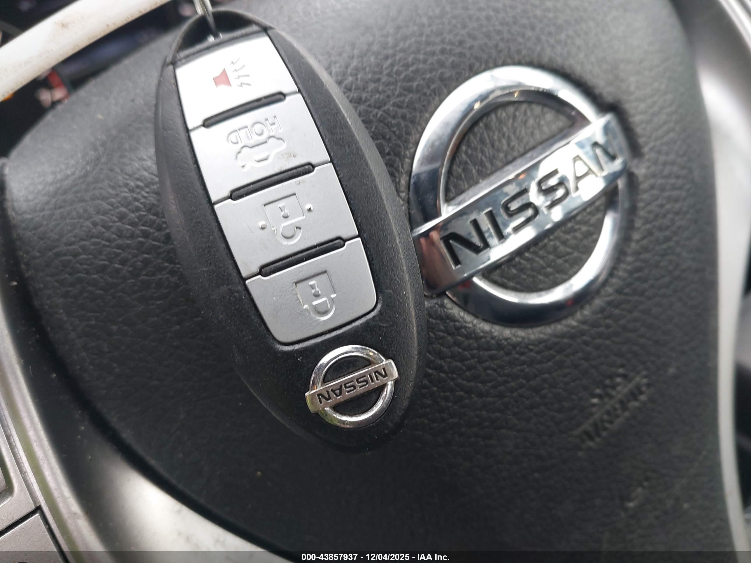 NISSAN ALTIMA image 11