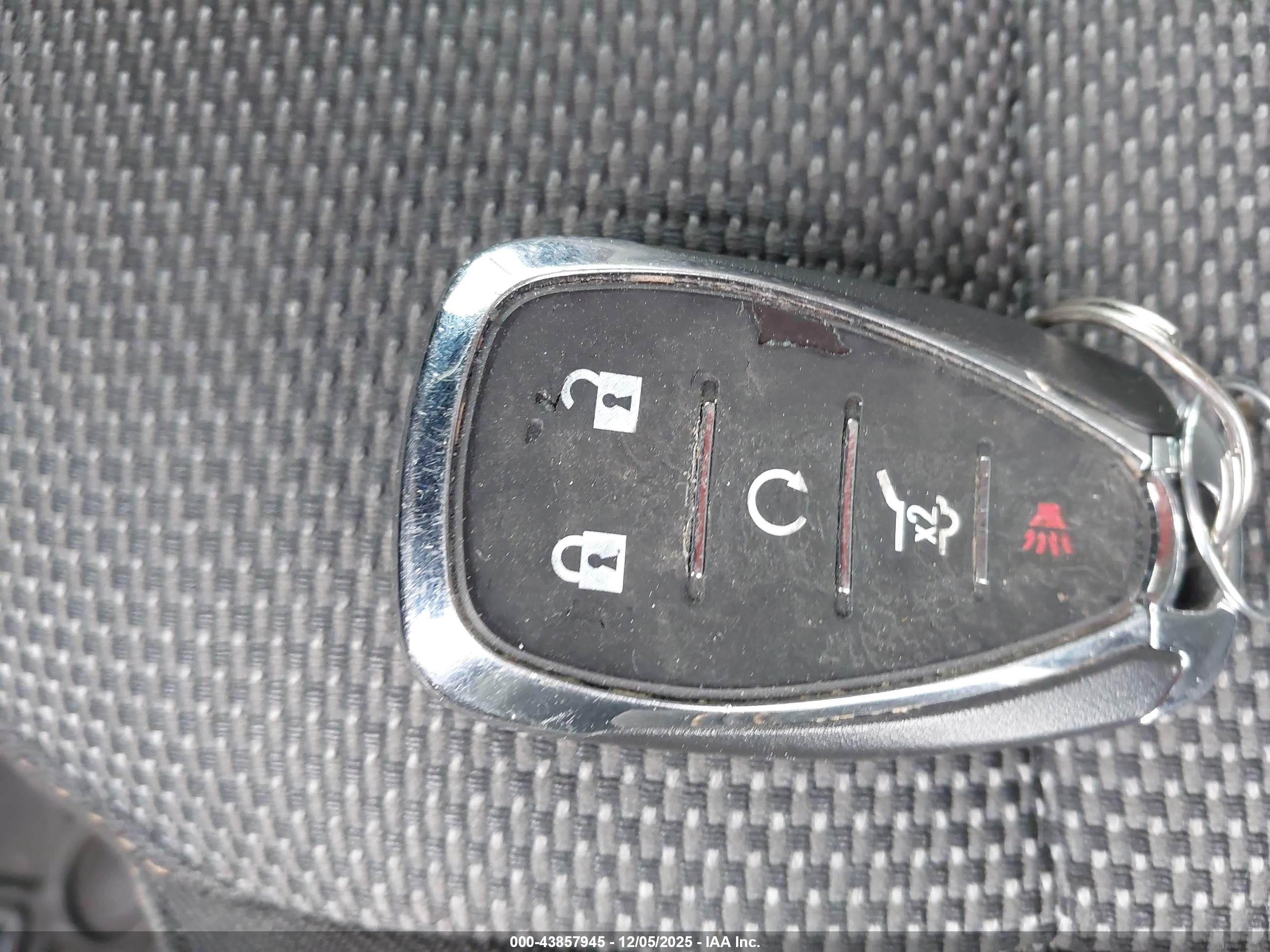 CHEVROLET TRAVERSE image 11
