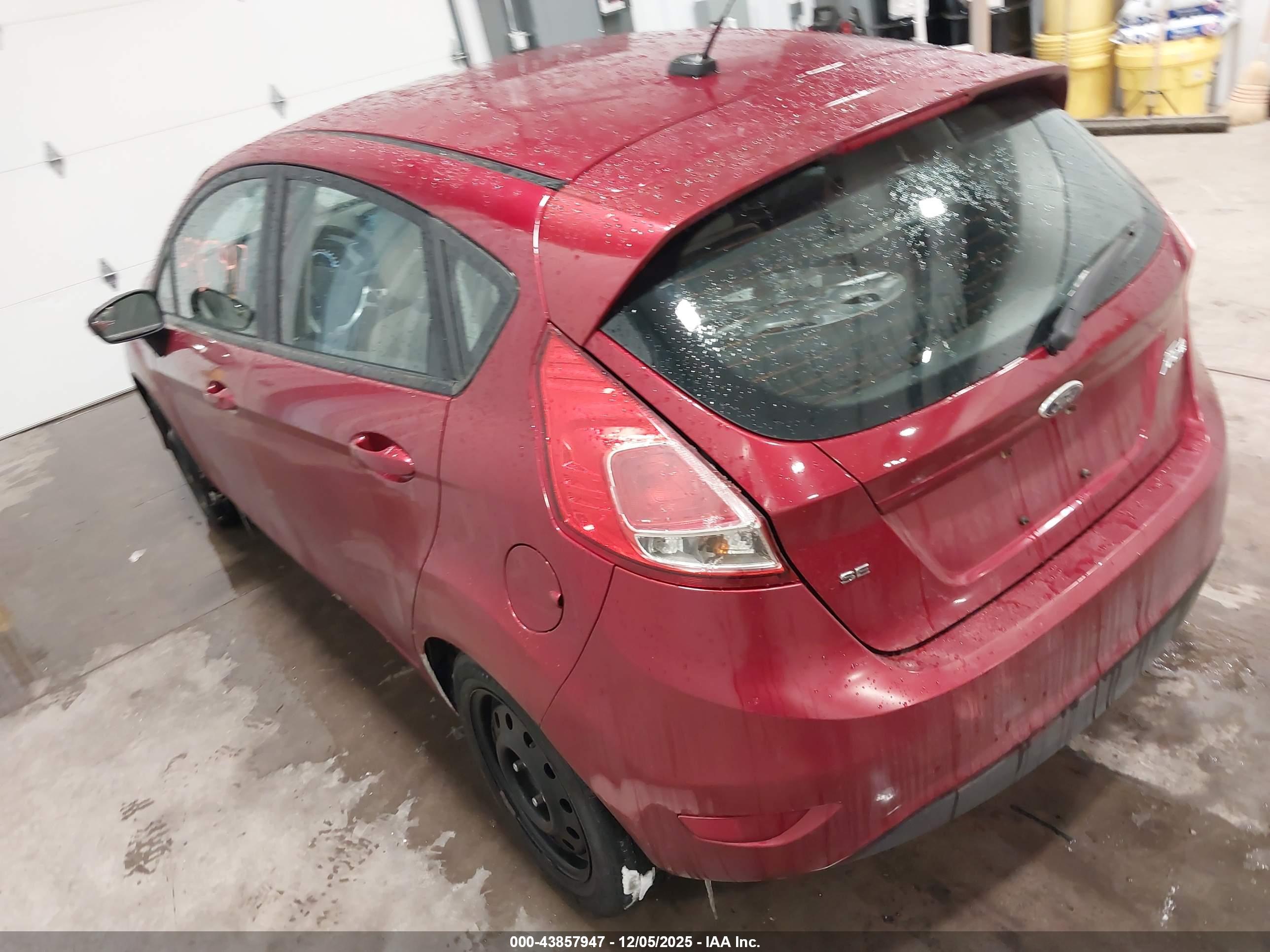 FORD FIESTA image 3