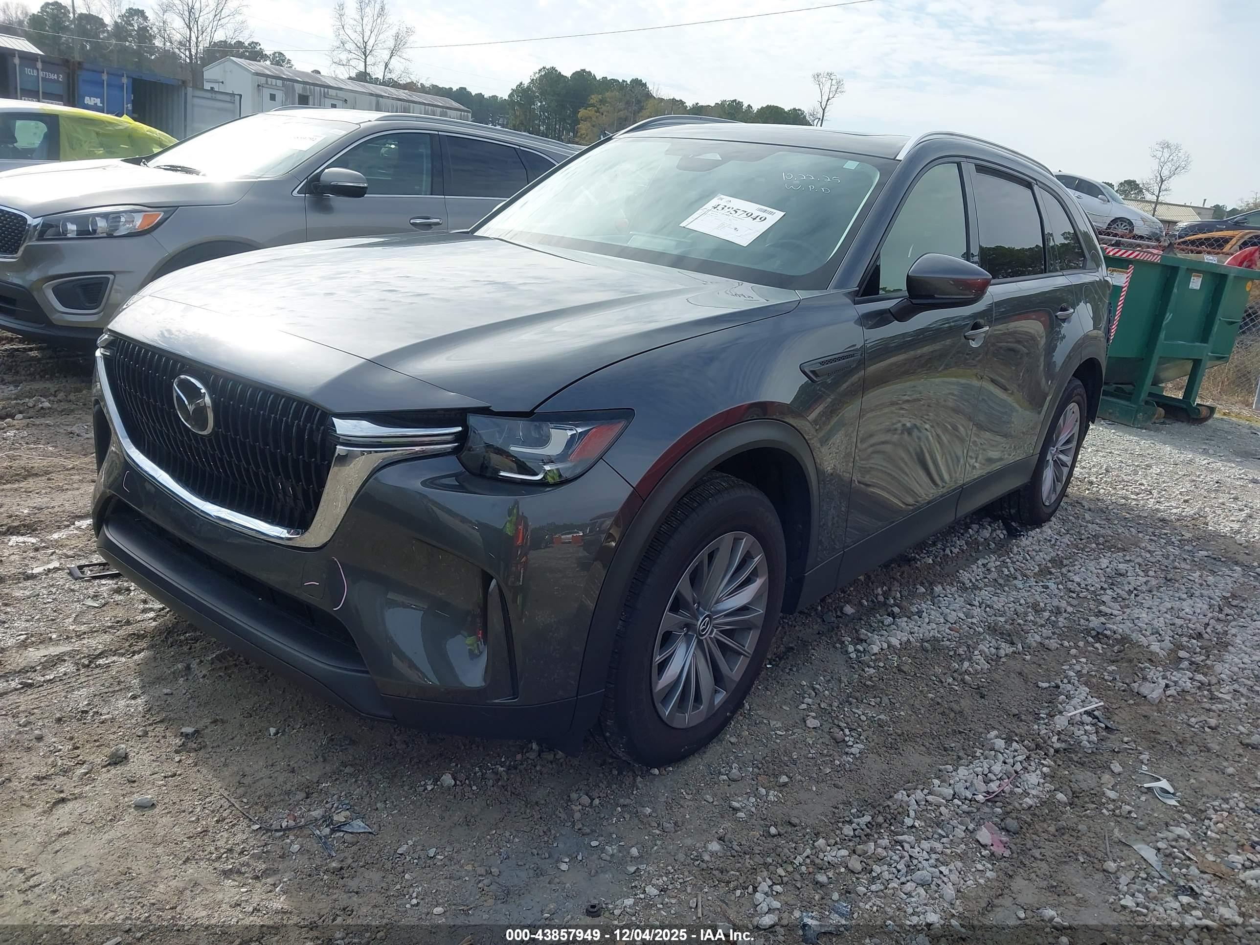 MAZDA CX-90 image 2