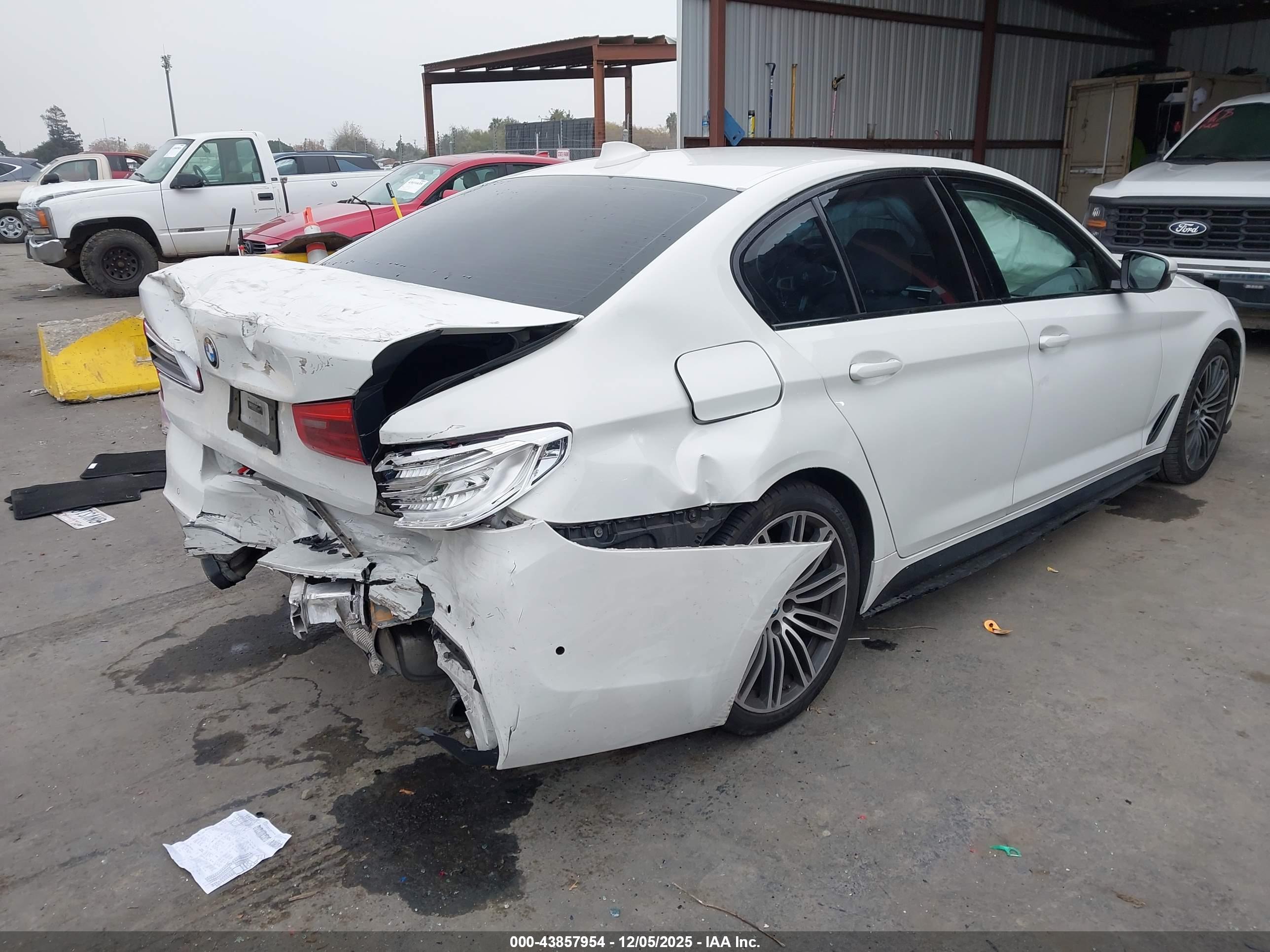 BMW 530I image 4