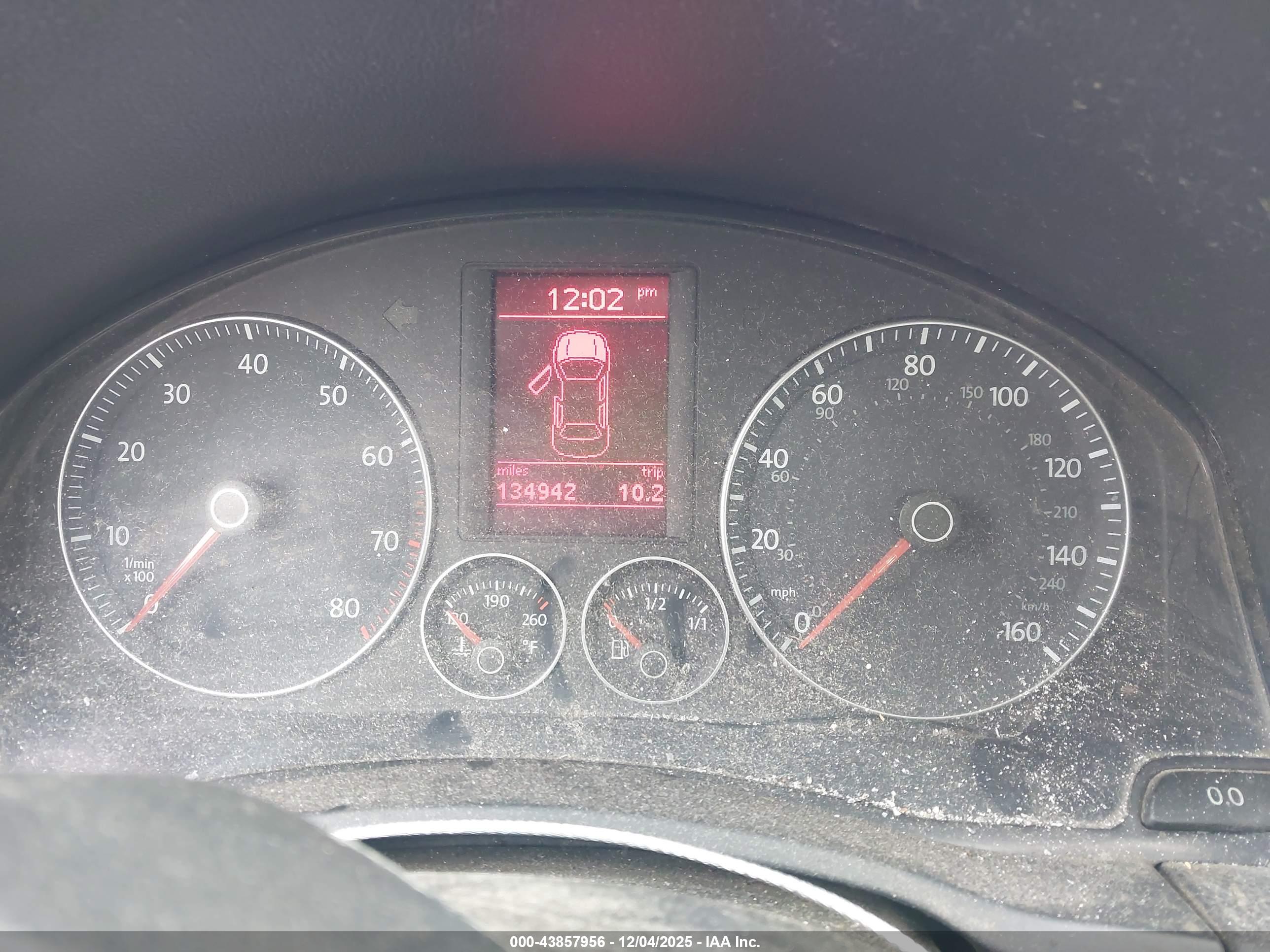 VOLKSWAGEN EOS image 7