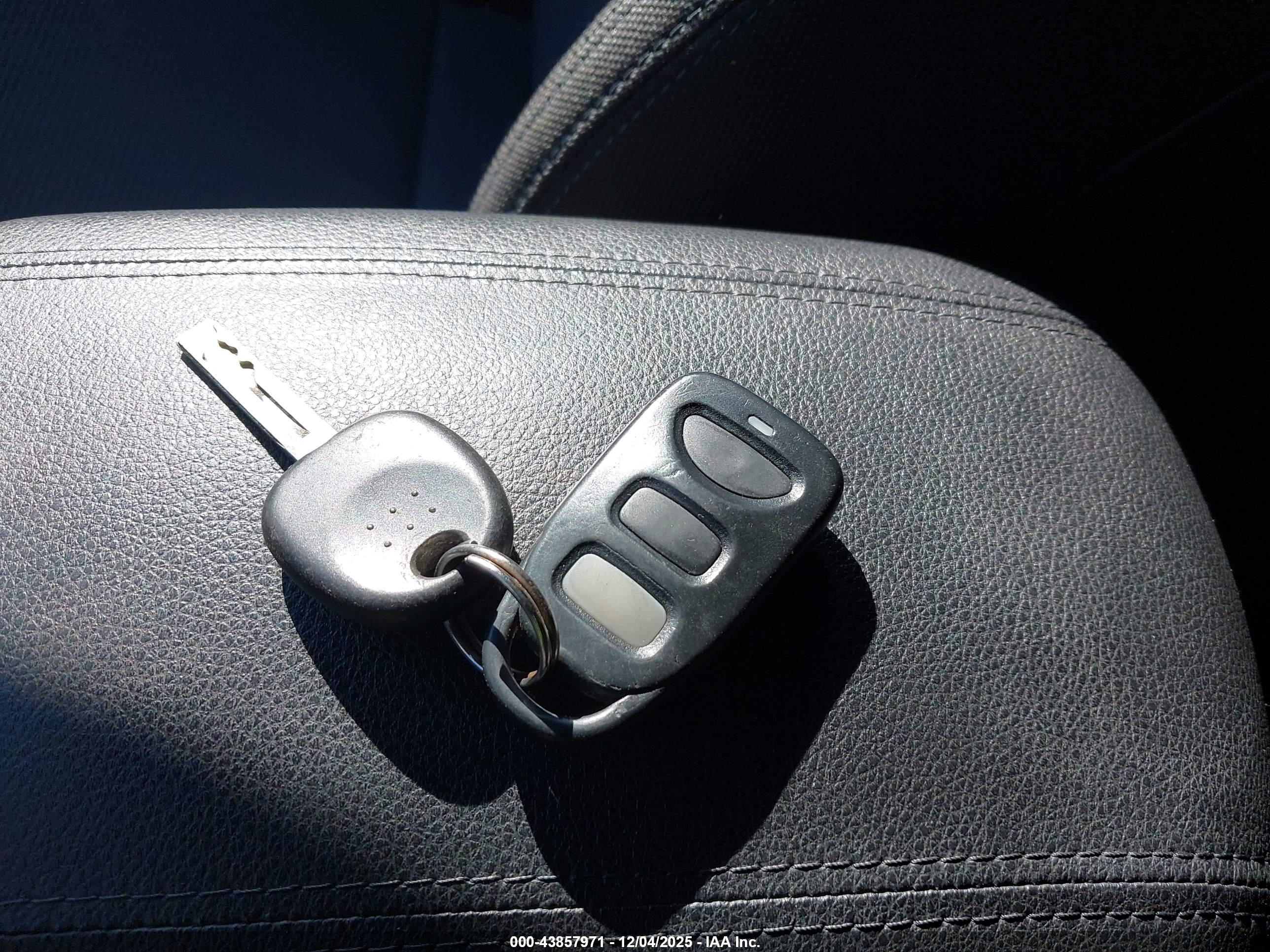 KIA SPORTAGE image 11