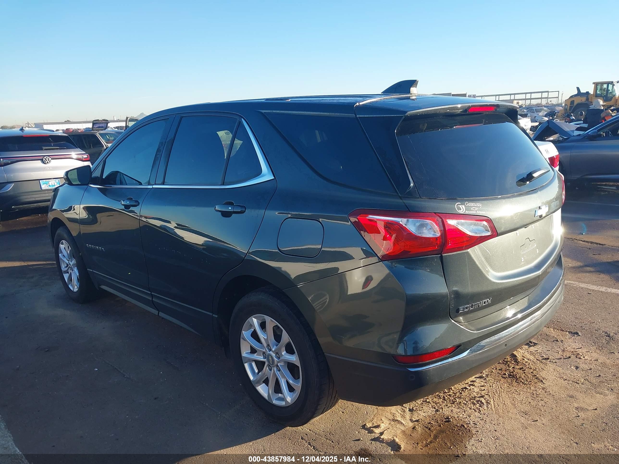 CHEVROLET EQUINOX image 3