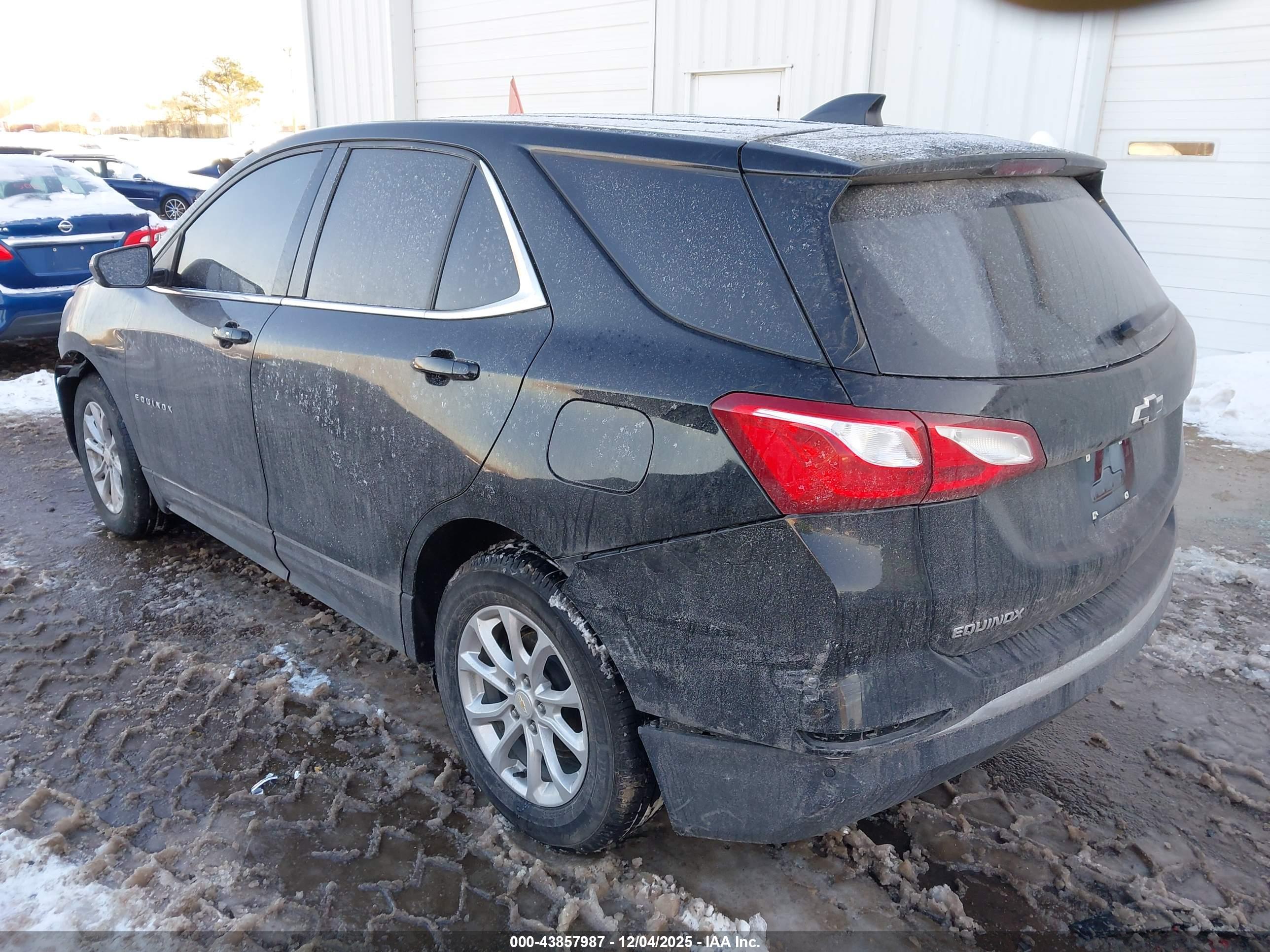 CHEVROLET EQUINOX image 3