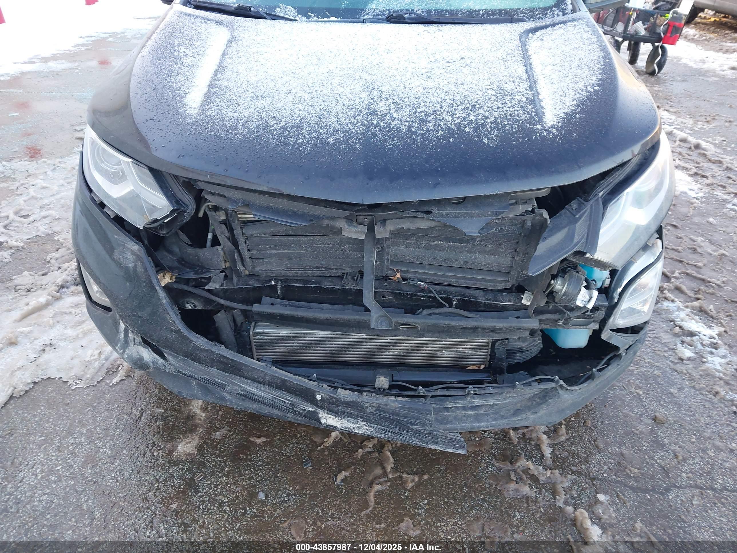 CHEVROLET EQUINOX image 6