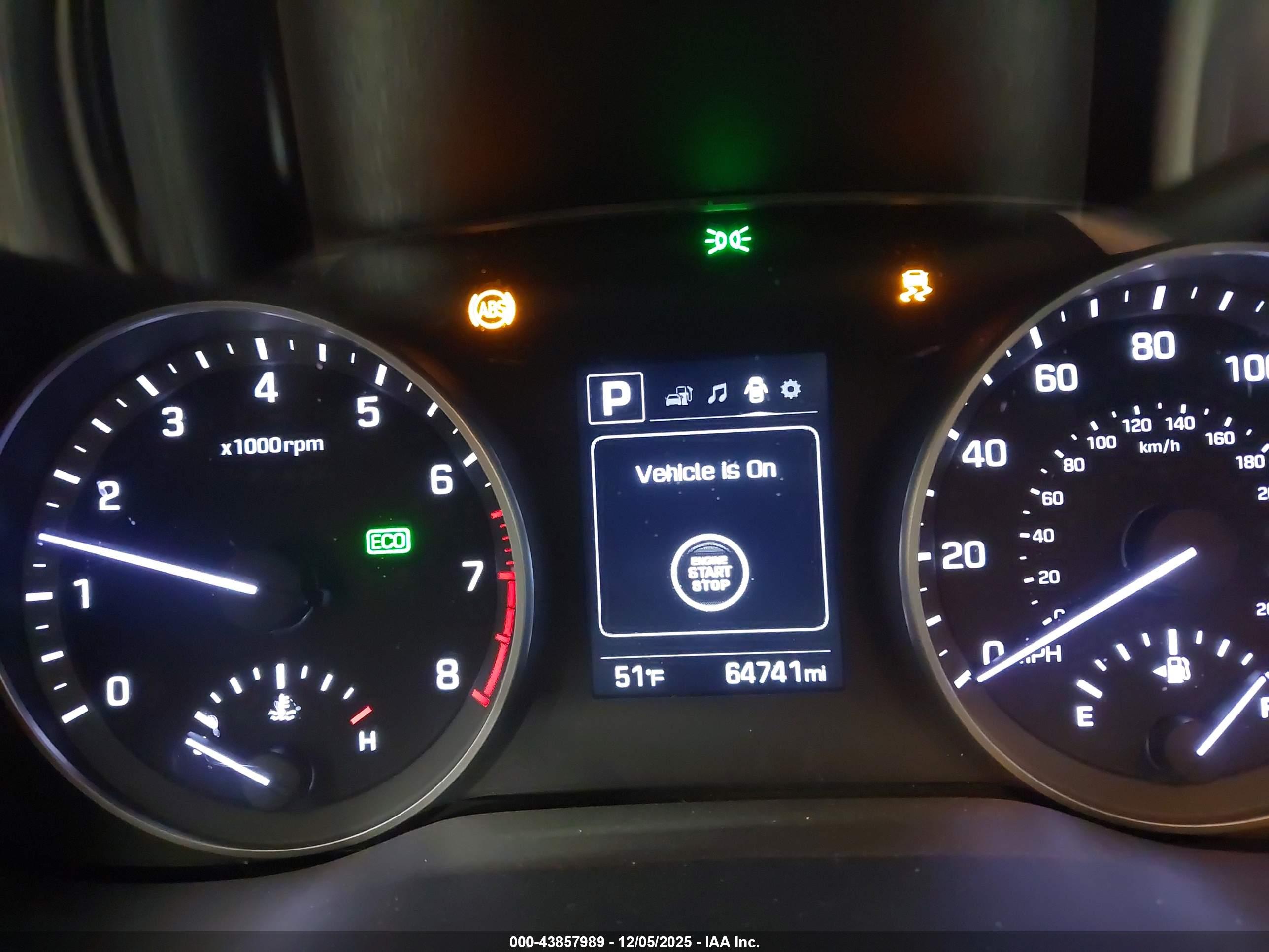 HYUNDAI ELANTRA image 7