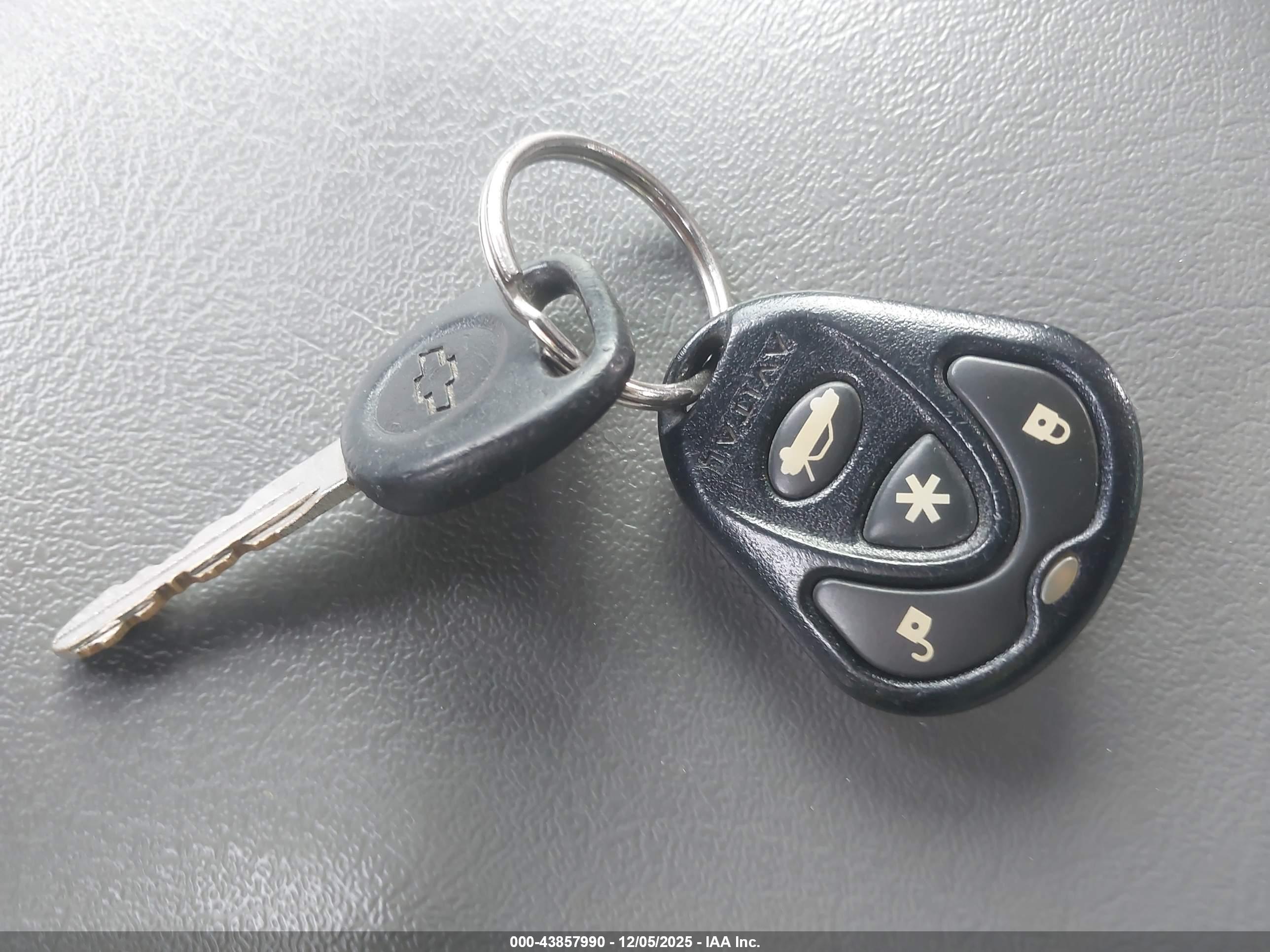 CHEVROLET TRAILBLAZER image 11