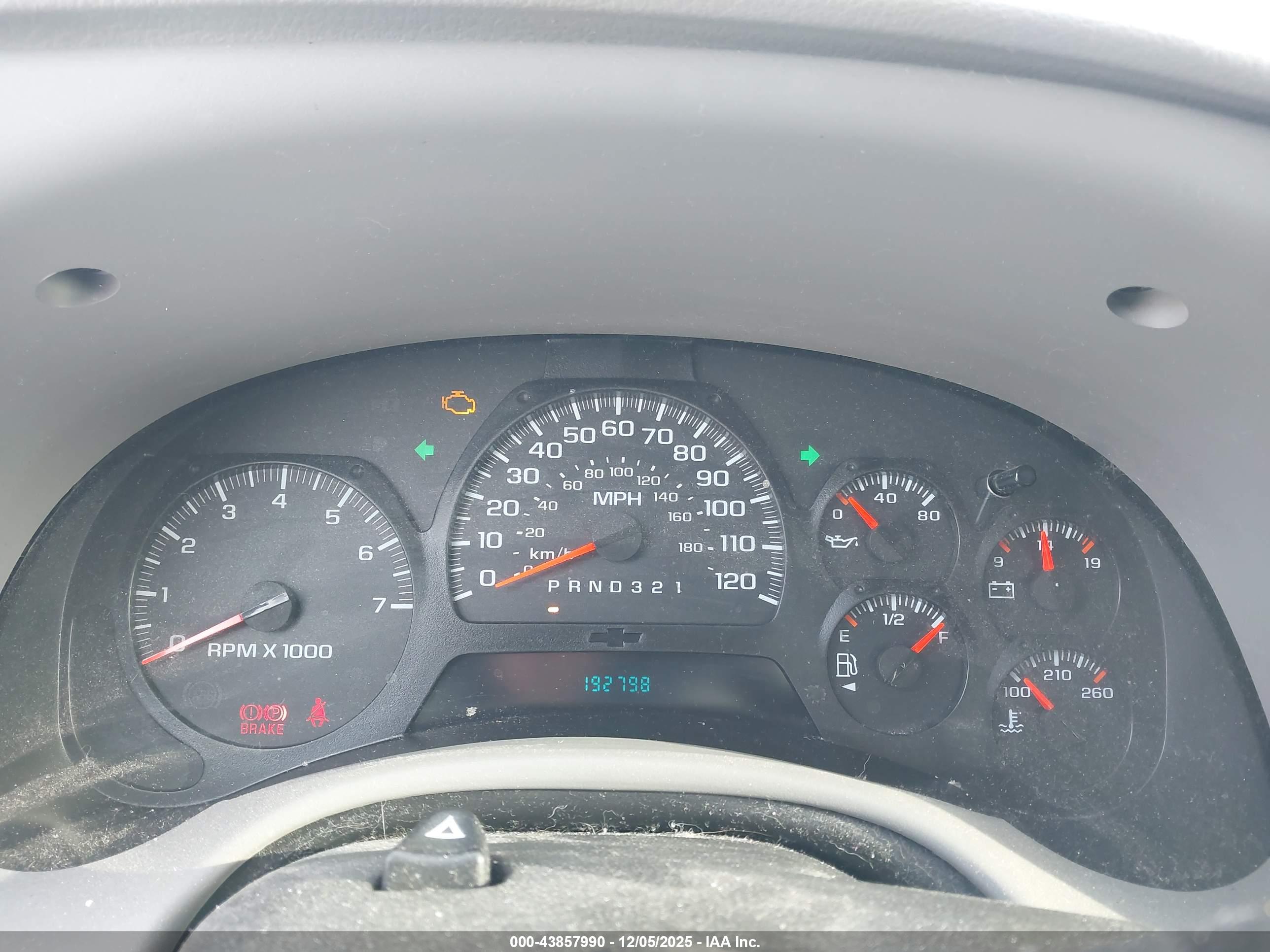 CHEVROLET TRAILBLAZER image 7
