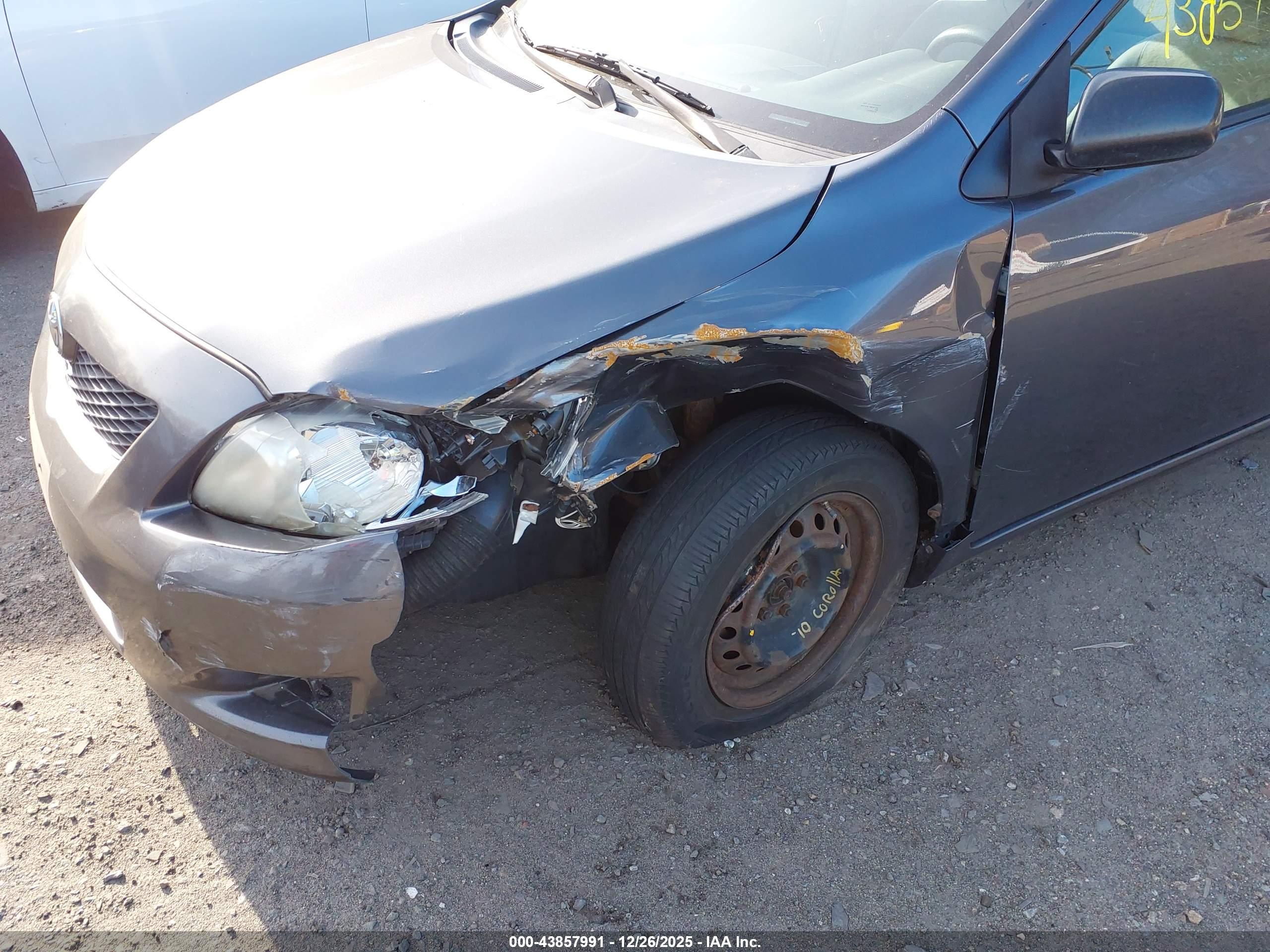 TOYOTA COROLLA image 6