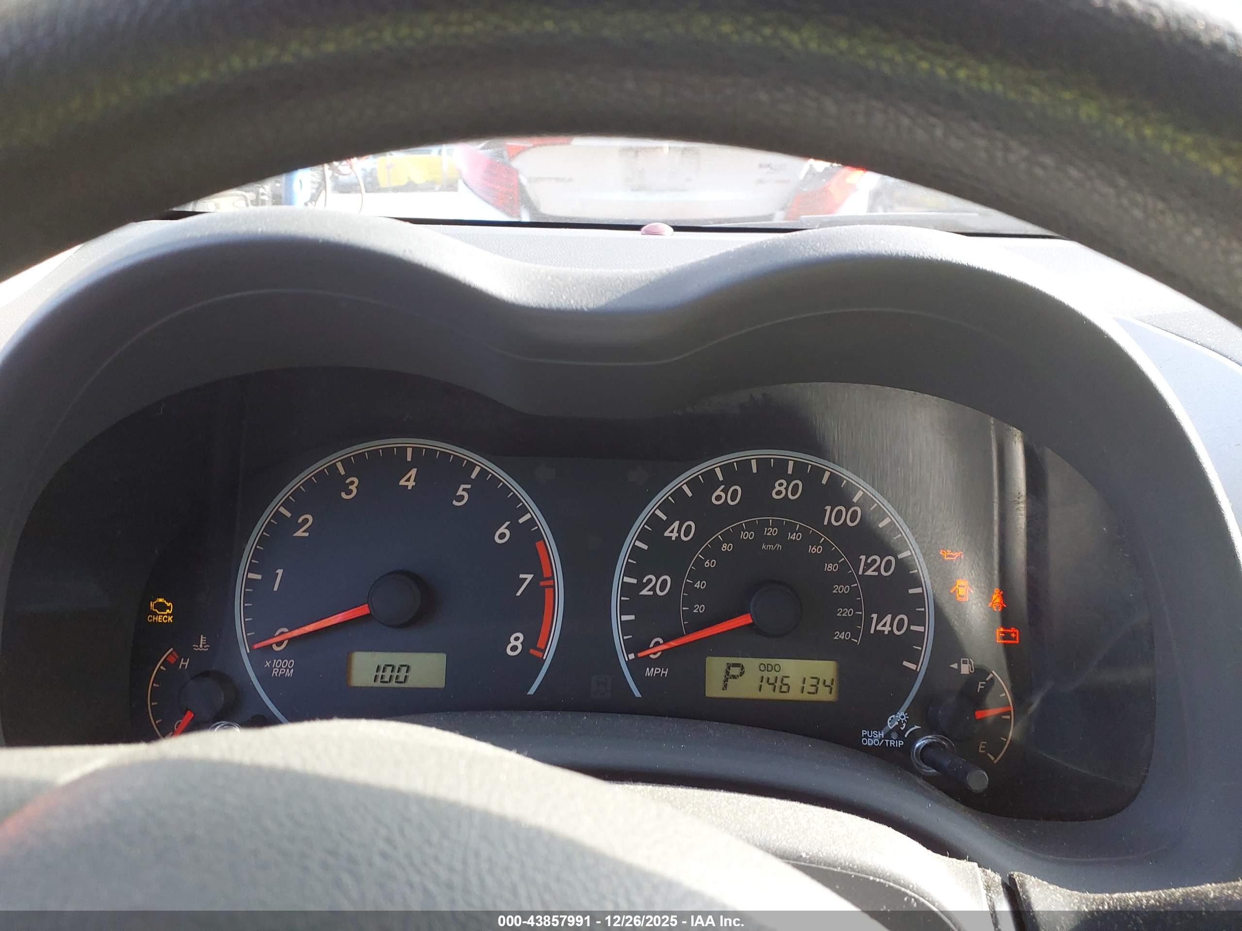 TOYOTA COROLLA image 7