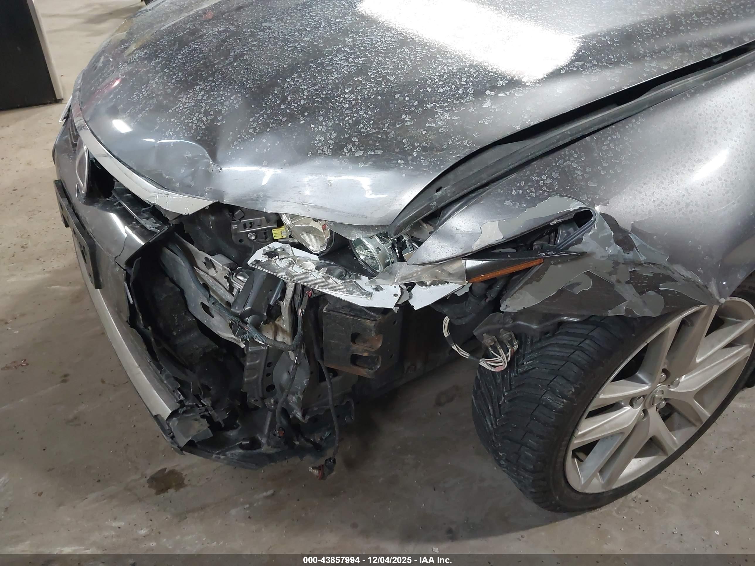 LEXUS CT image 6