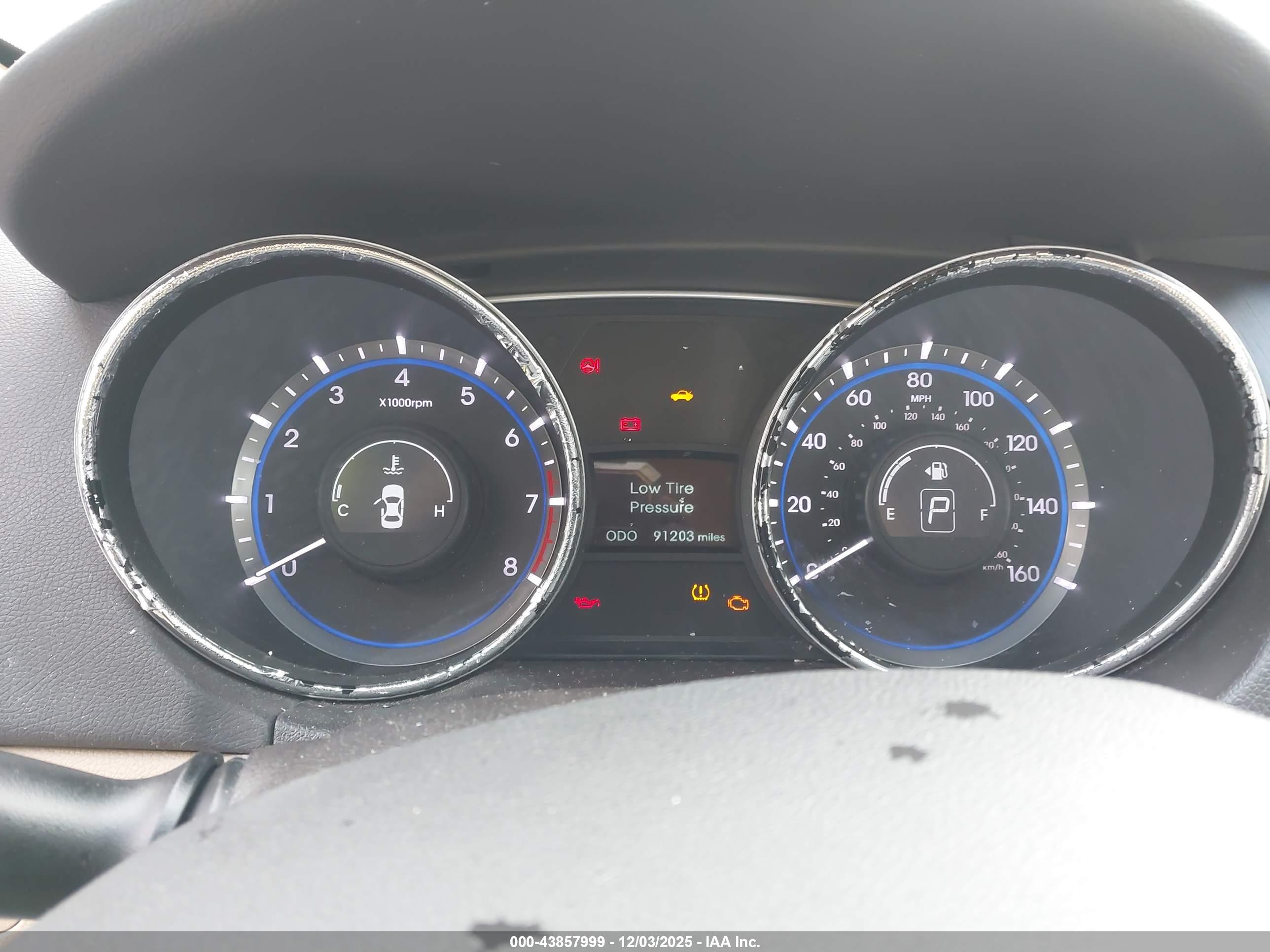 HYUNDAI SONATA image 7