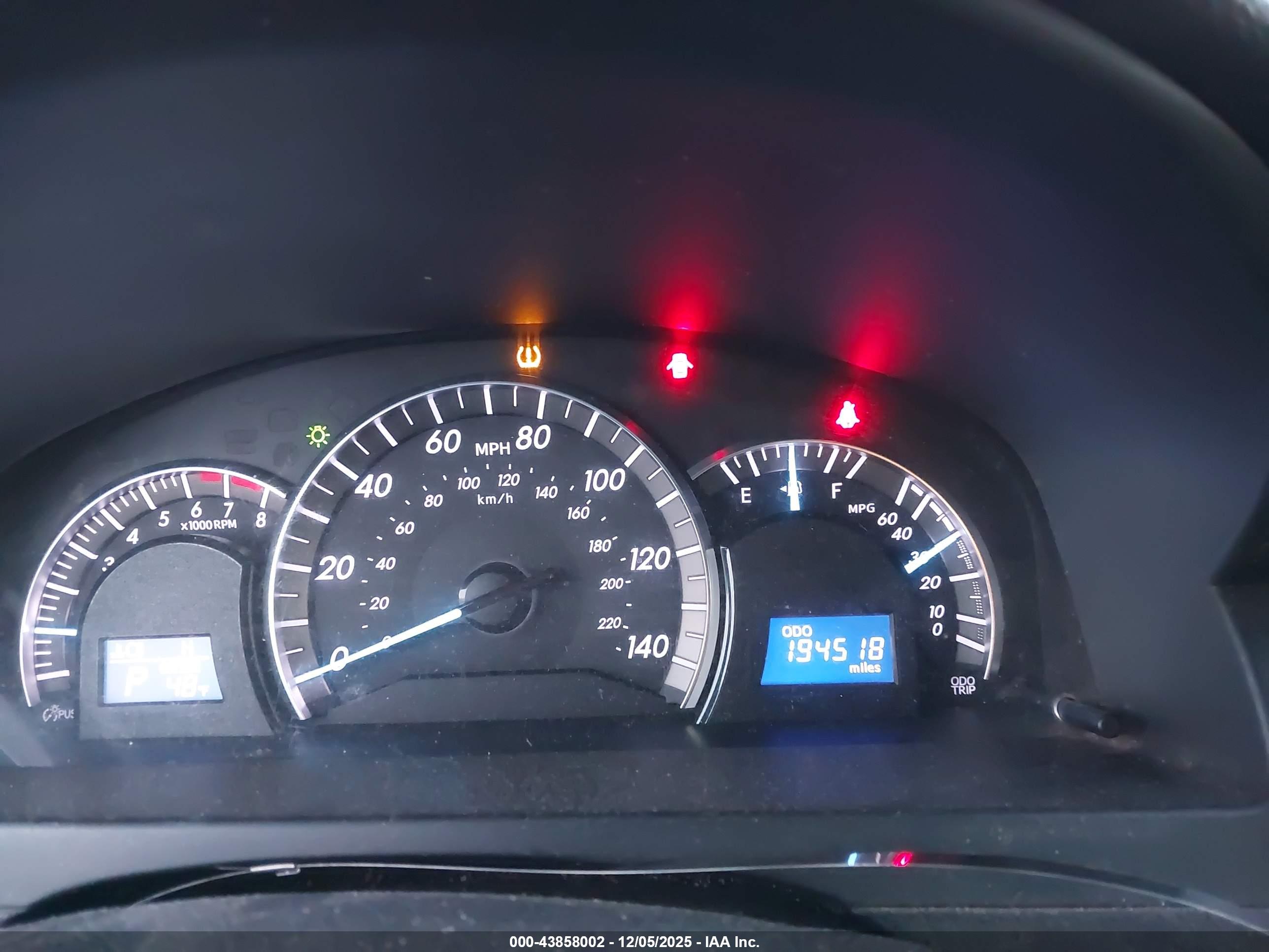 TOYOTA CAMRY image 7