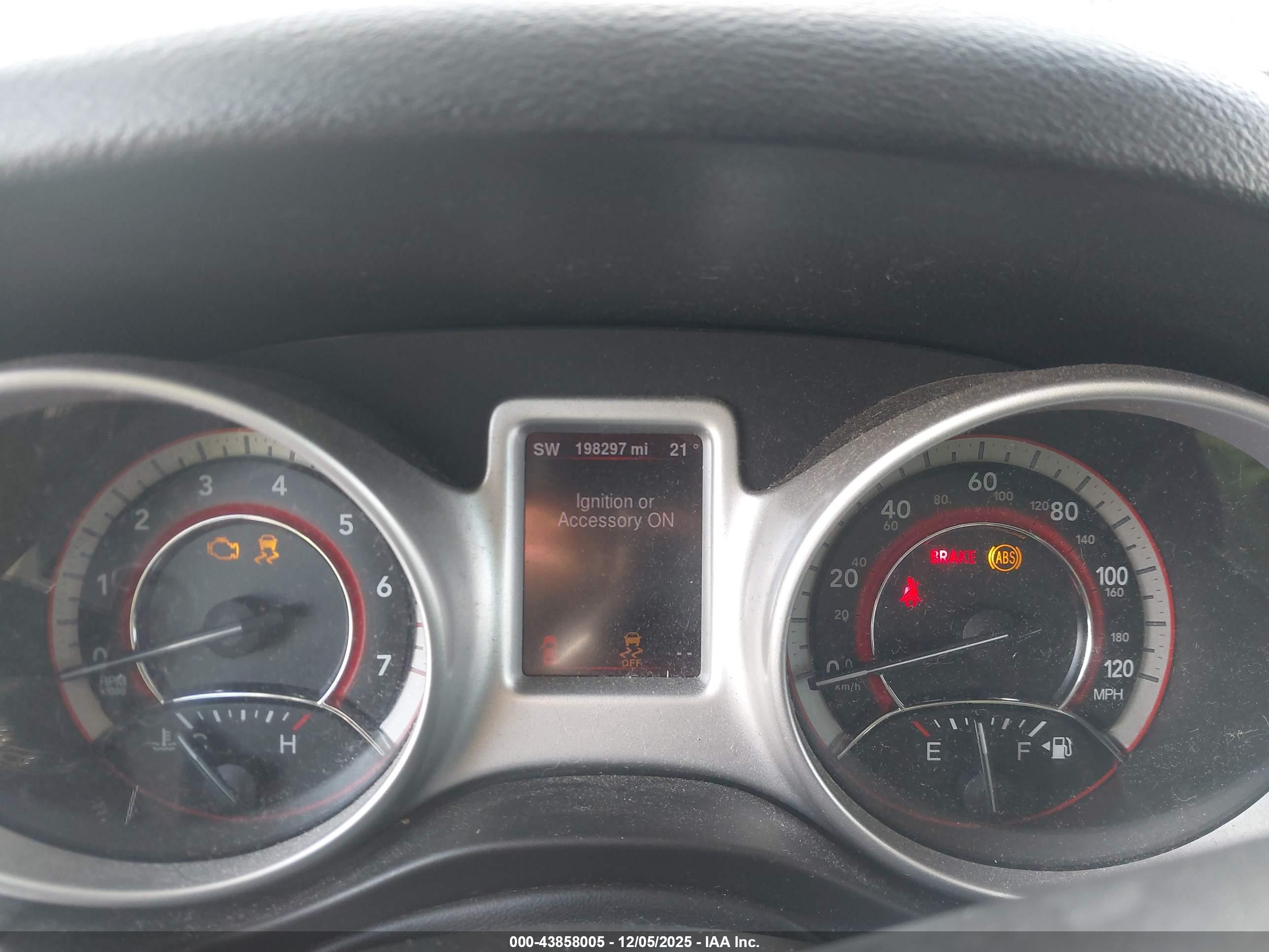 DODGE JOURNEY image 7