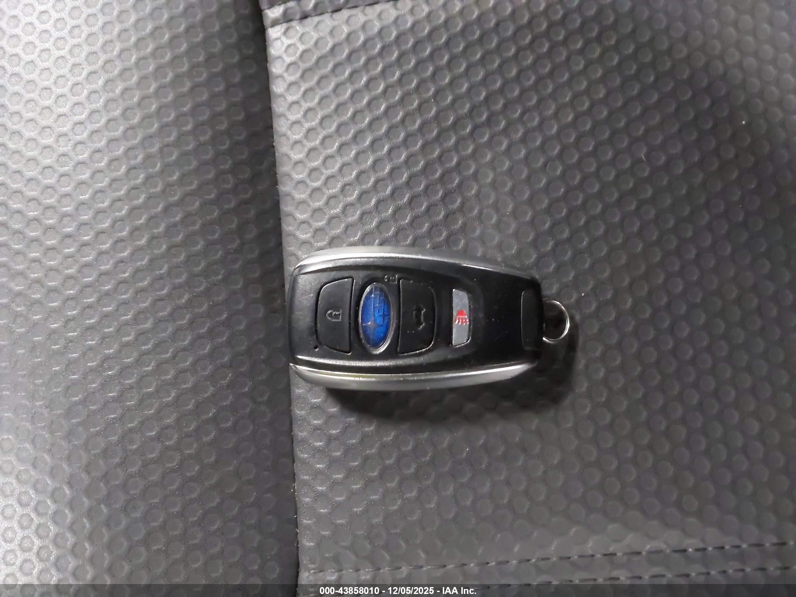 SUBARU FORESTER image 11