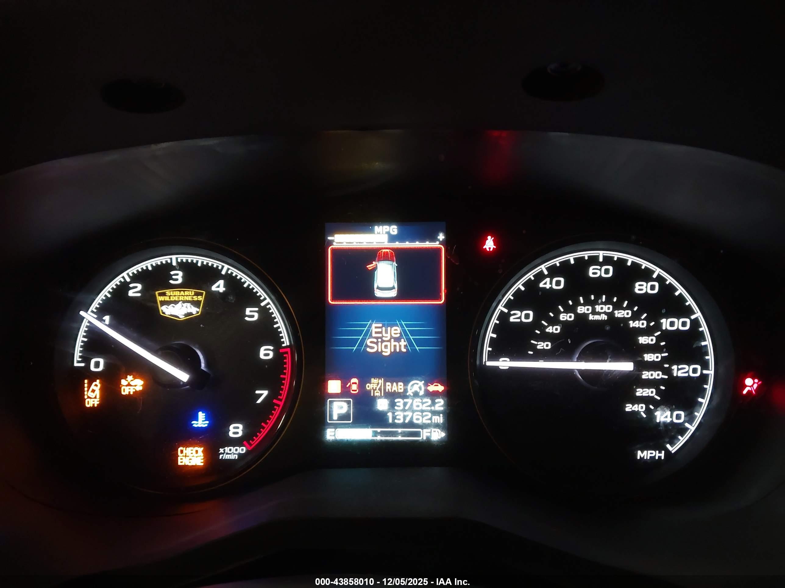 SUBARU FORESTER image 7