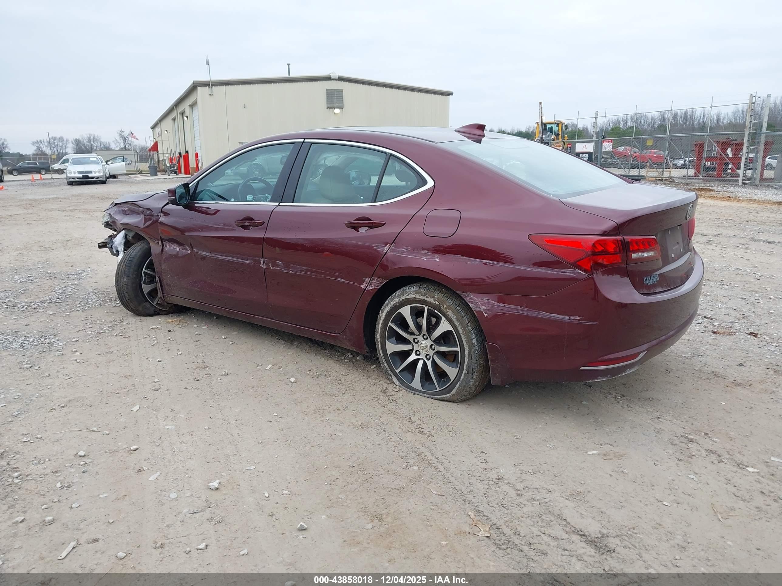 ACURA TLX image 3