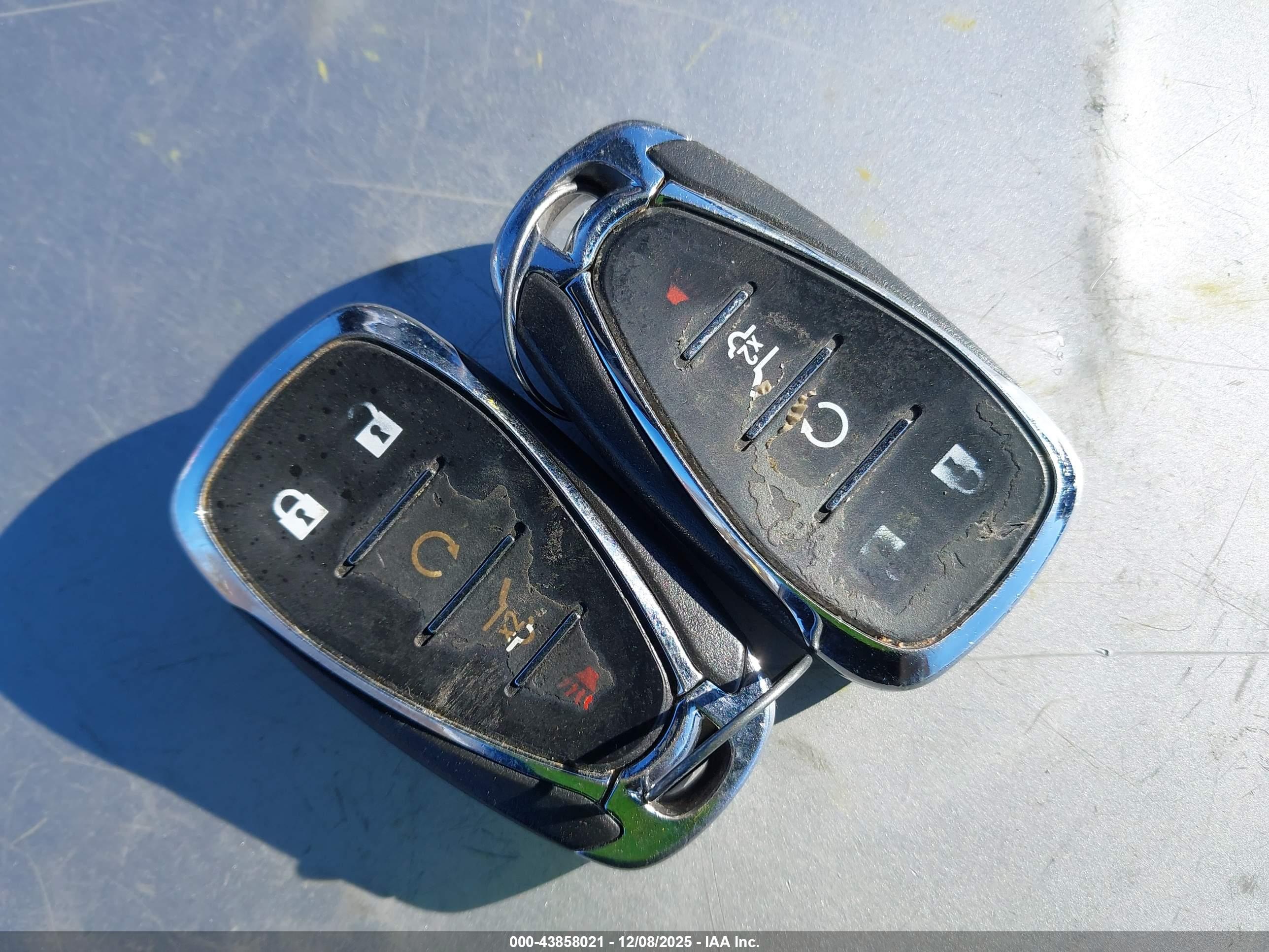 CHEVROLET EQUINOX image 11