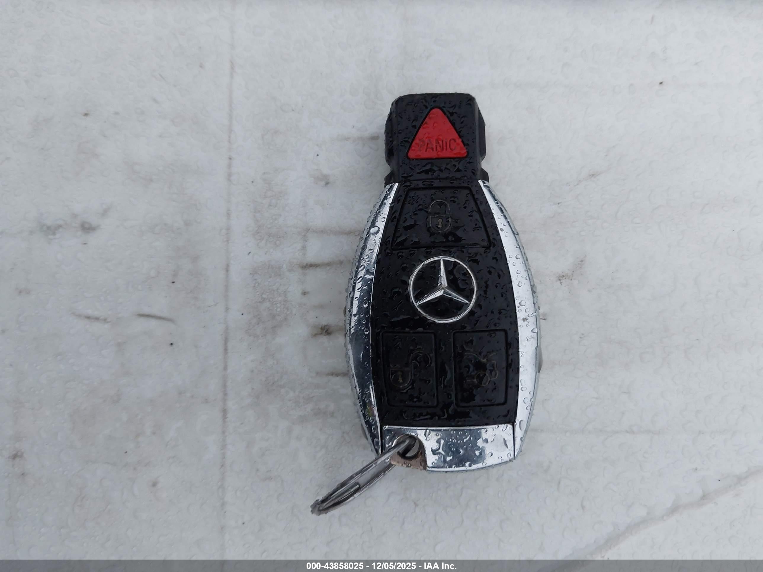 MERCEDES-BENZ C image 11