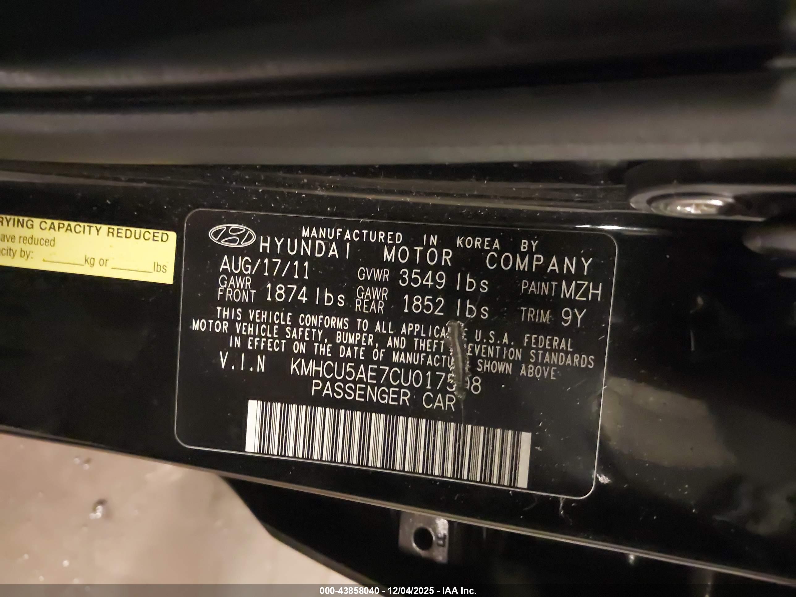 HYUNDAI ACCENT image 9