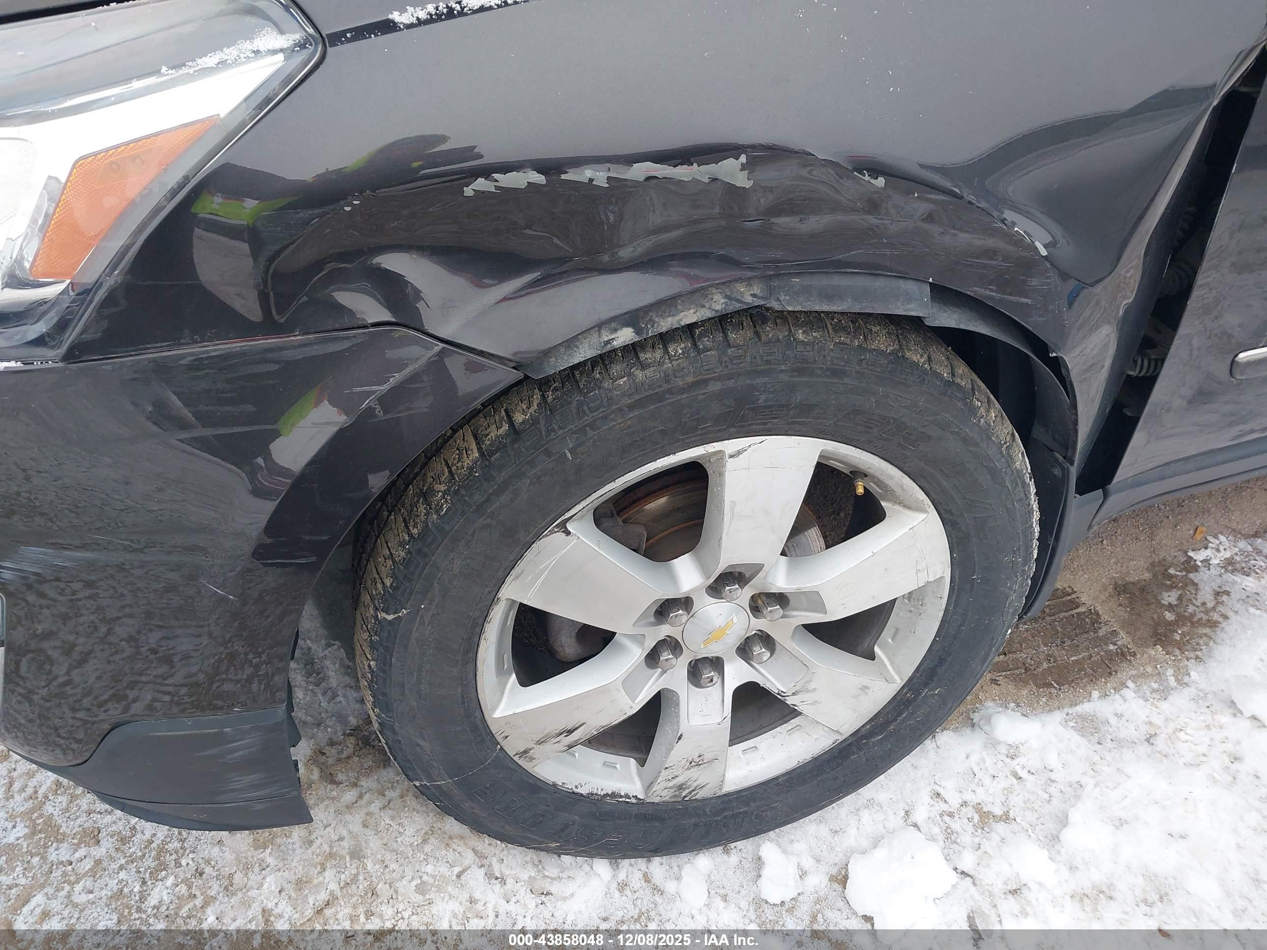 CHEVROLET TRAVERSE image 6