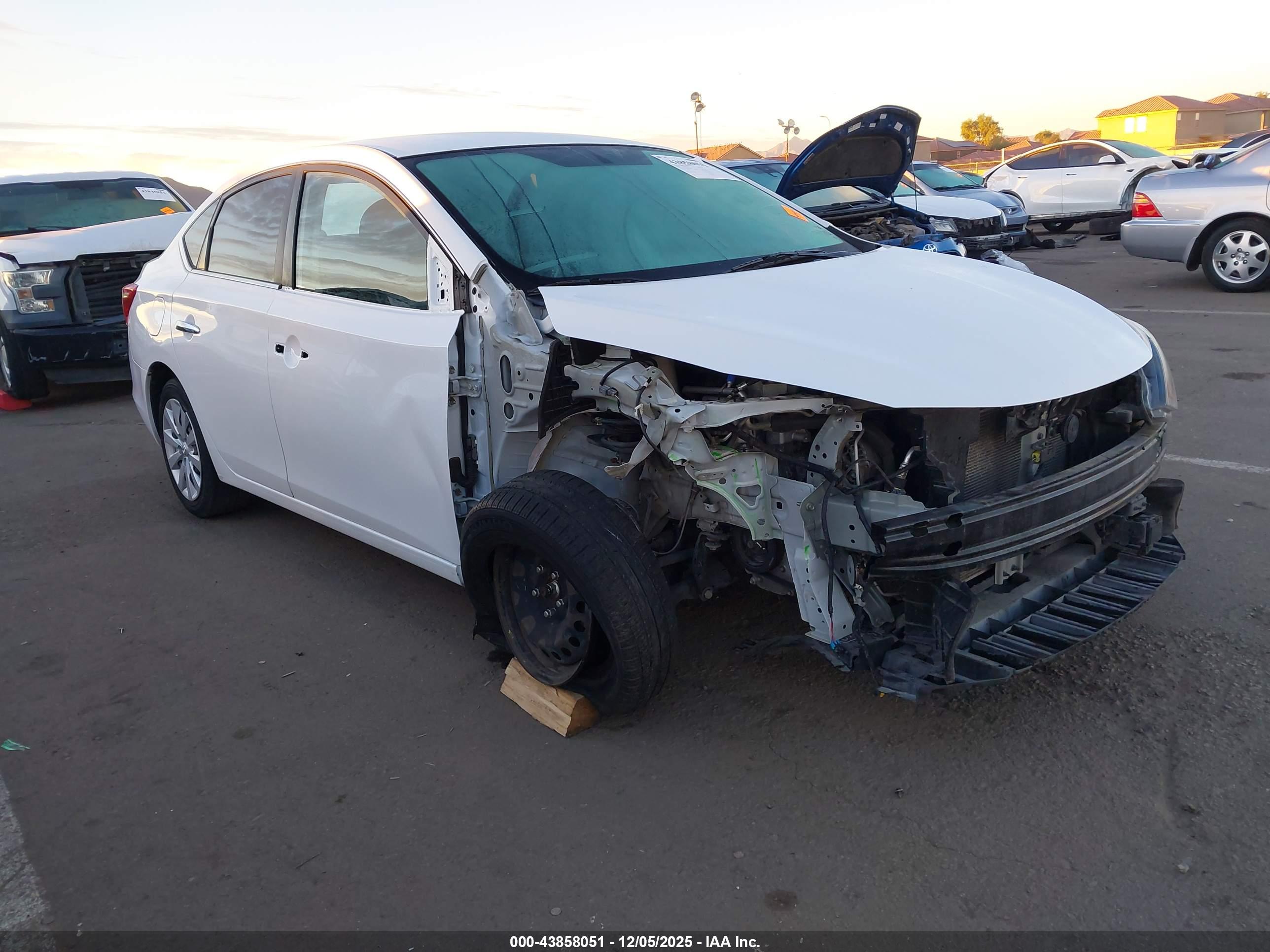 NISSAN SENTRA image 6