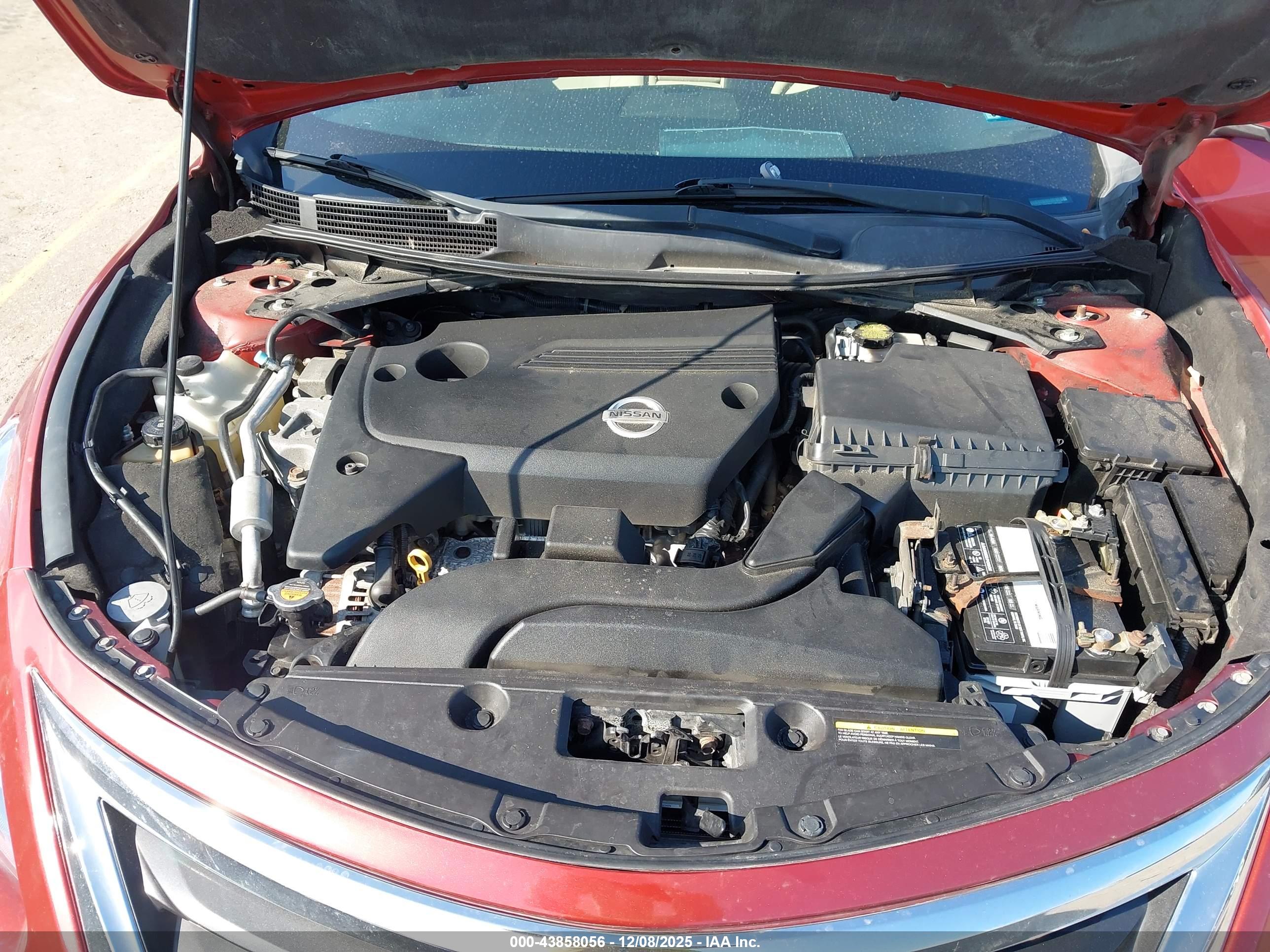 NISSAN ALTIMA image 10