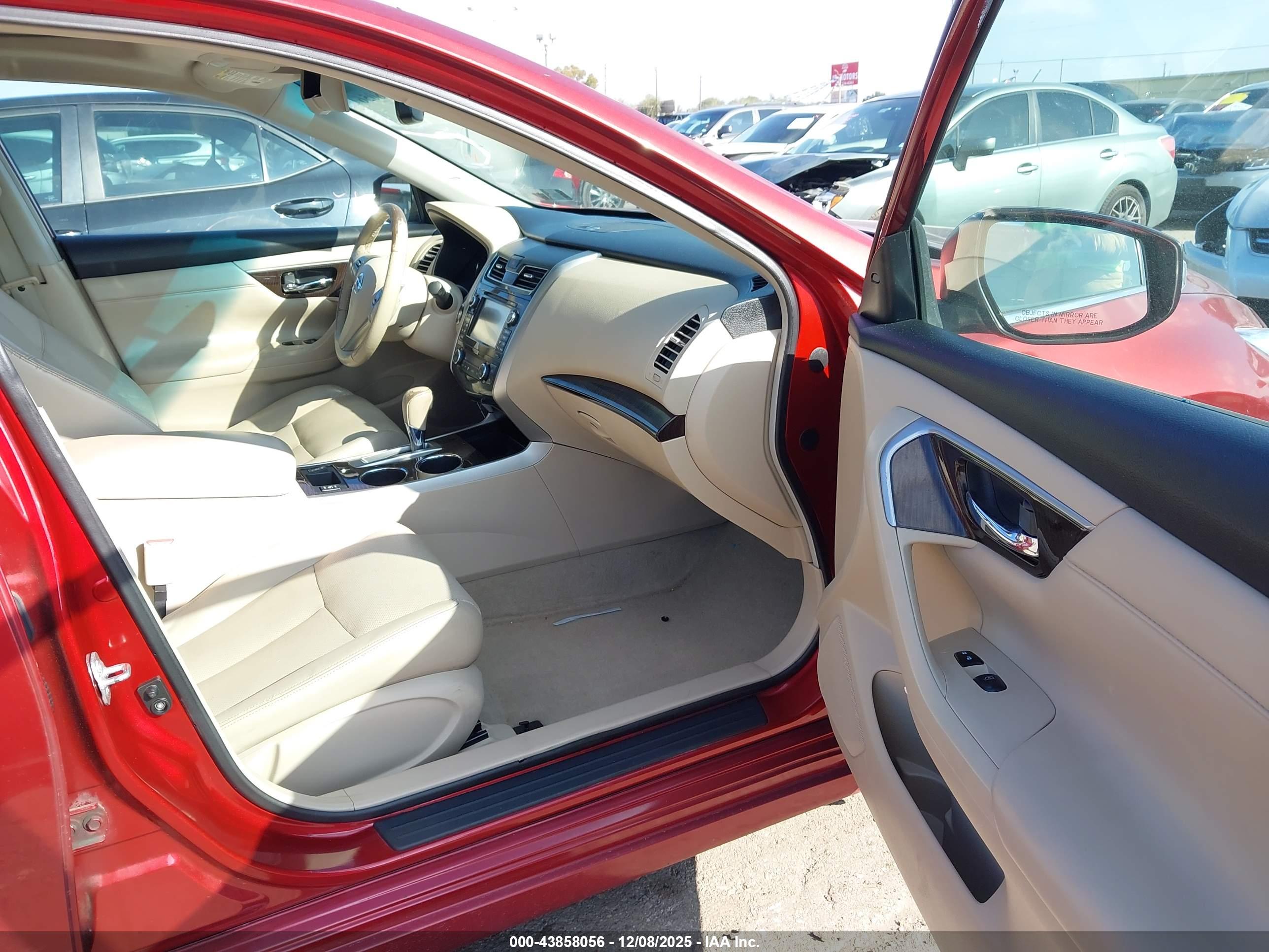 NISSAN ALTIMA image 5