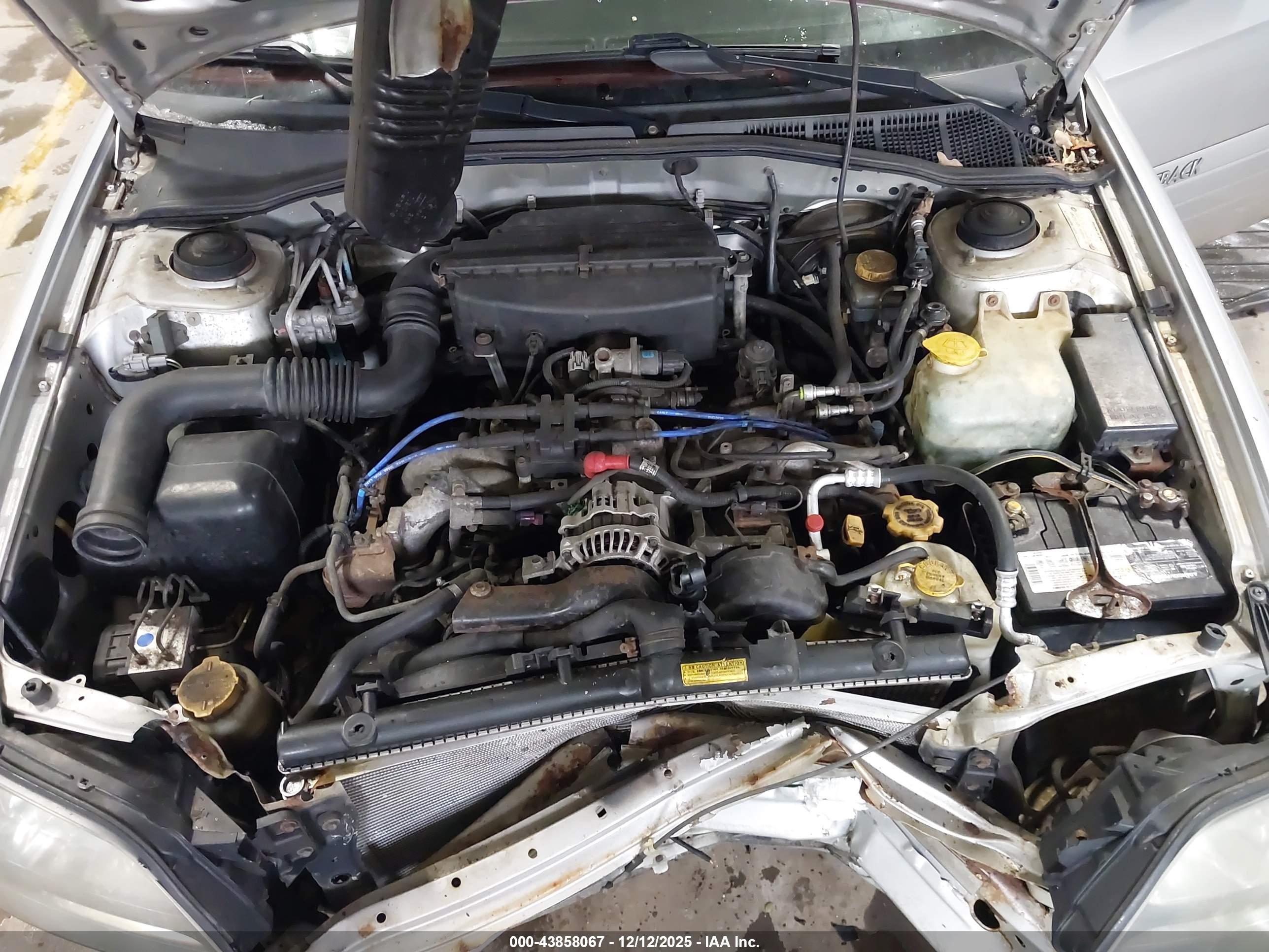 SUBARU OUTBACK image 10