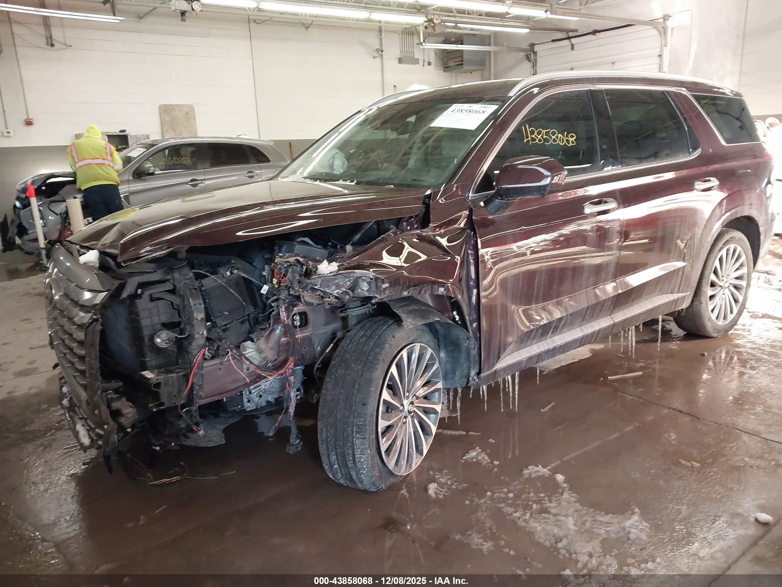 HYUNDAI PALISADE image 2