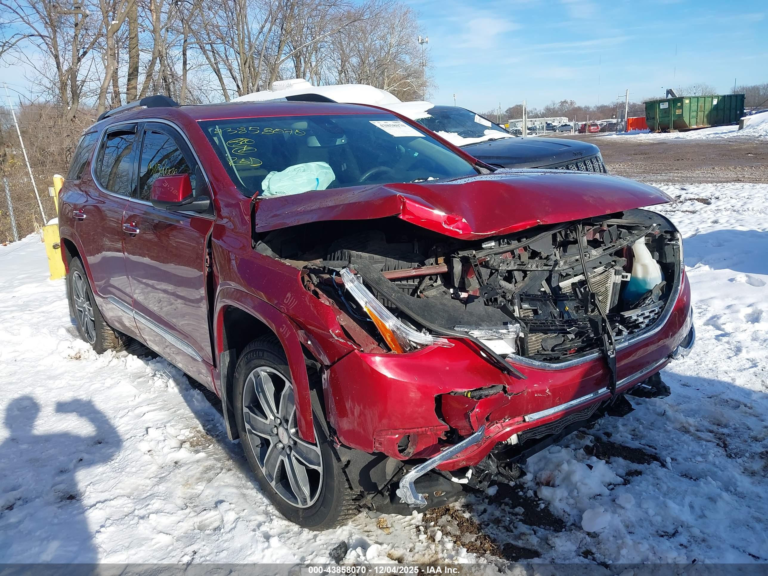 GMC ACADIA image 6