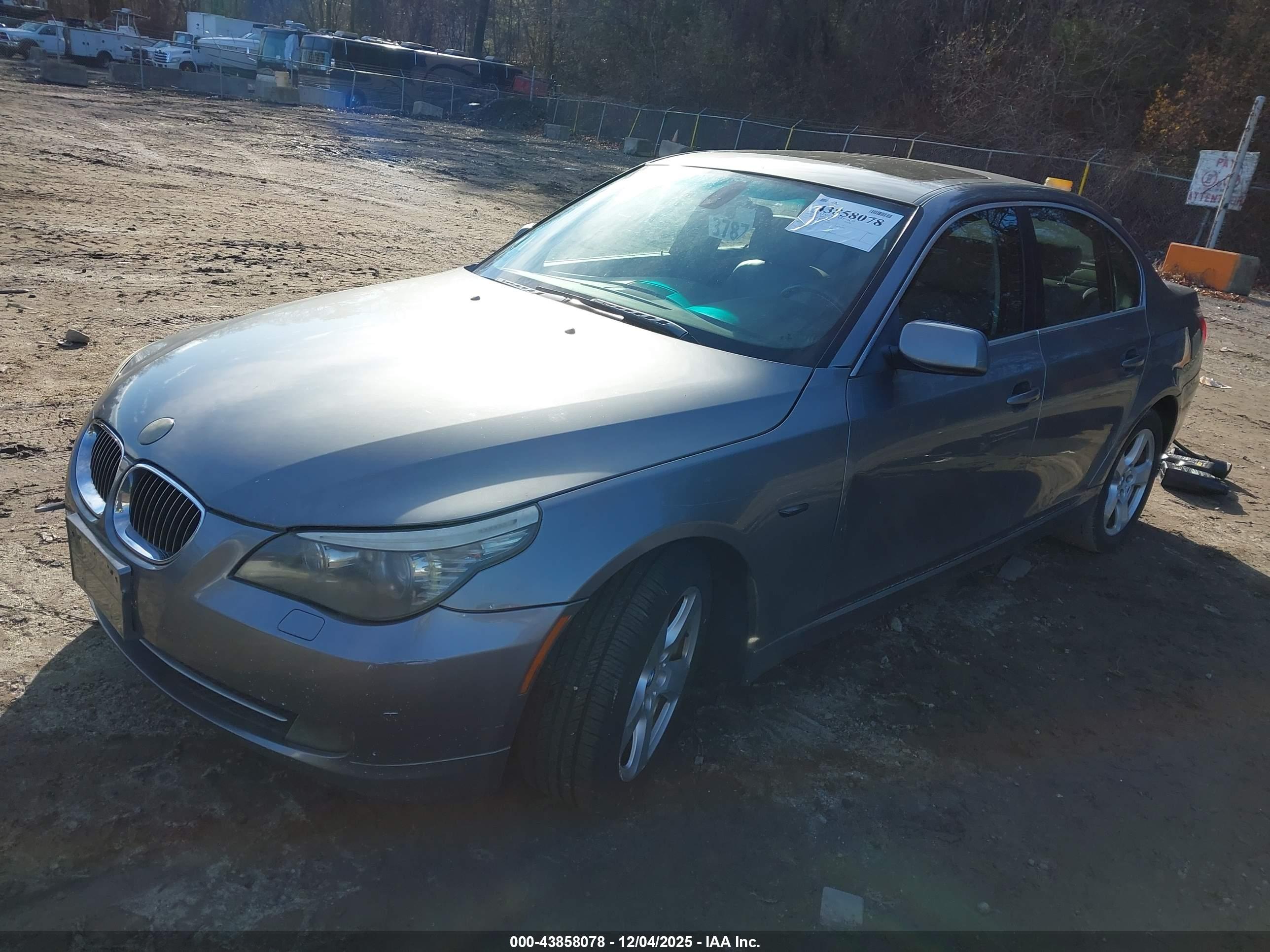 BMW 535XI image 2