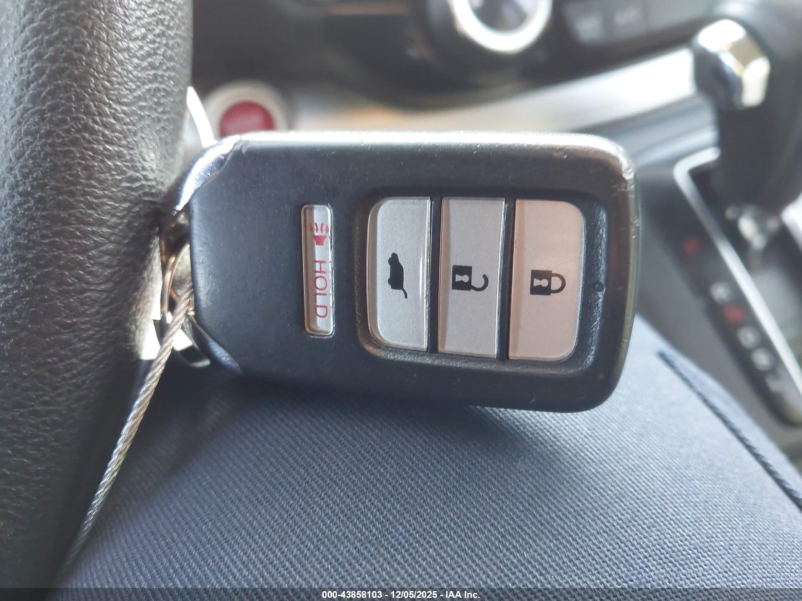 HONDA CR-V image 11