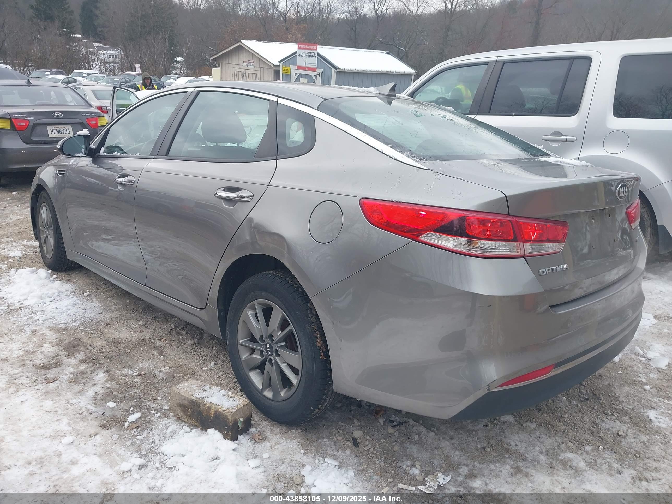 KIA OPTIMA image 3