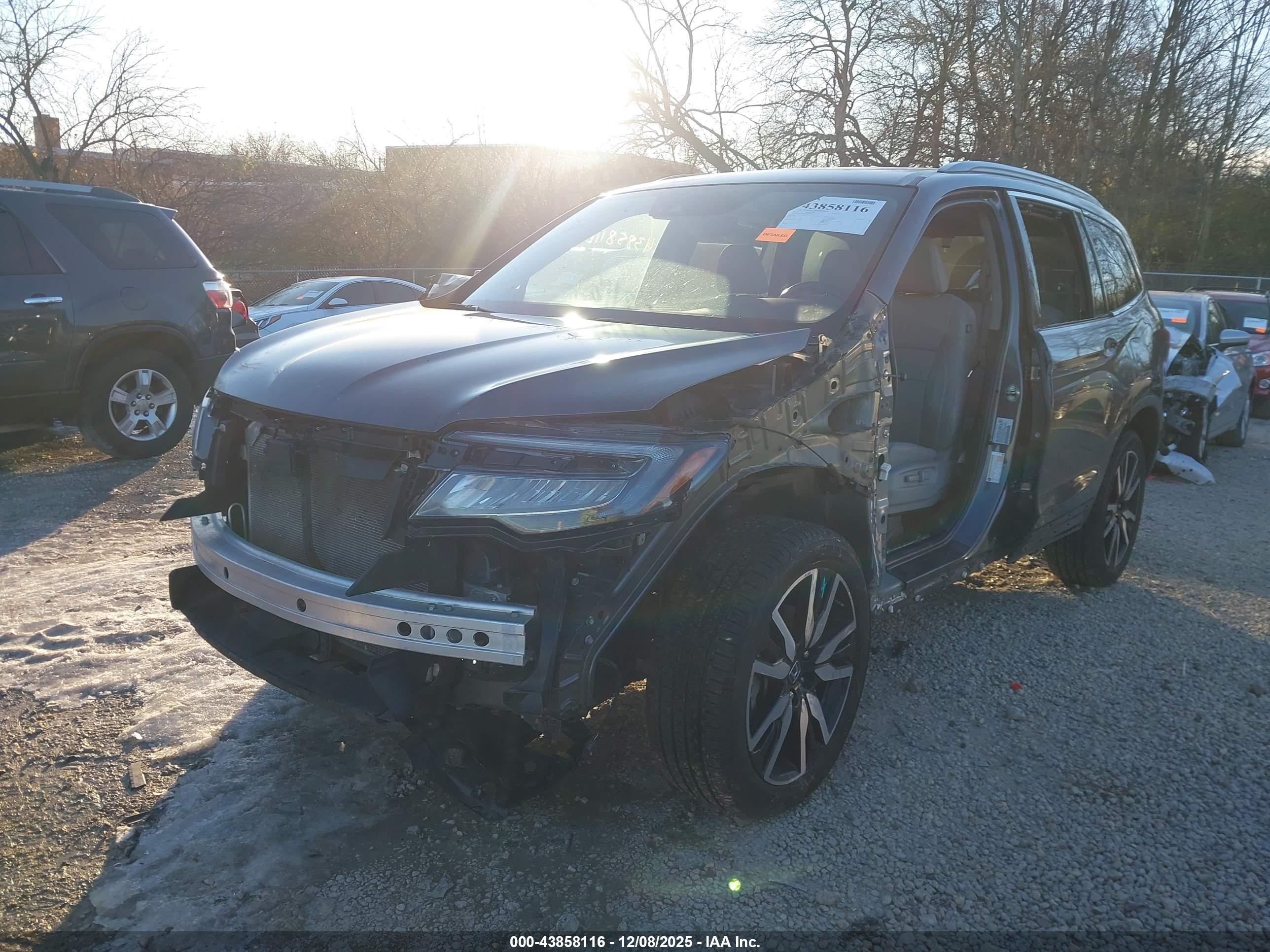 HONDA PILOT image 2