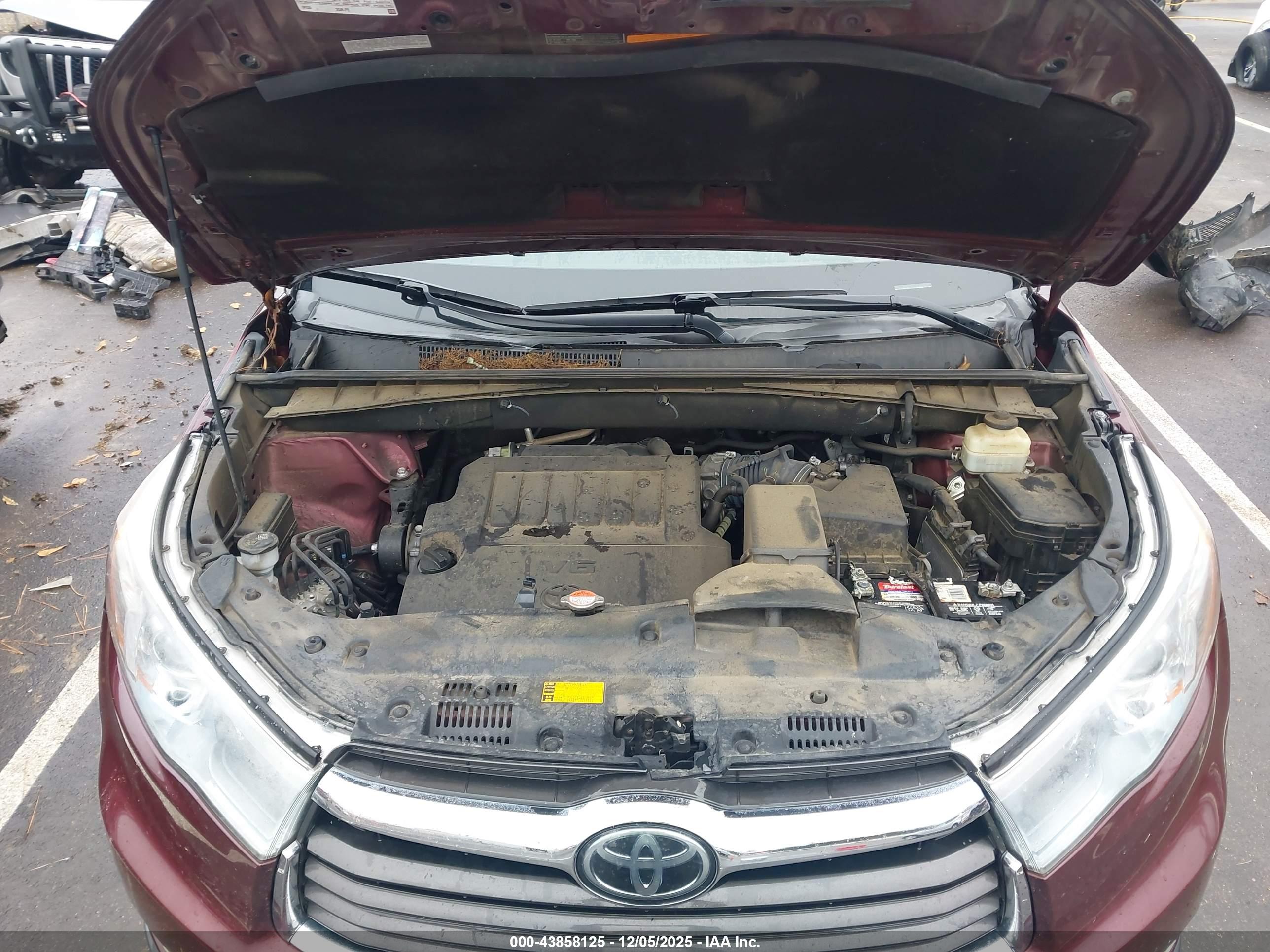 TOYOTA HIGHLANDER image 10