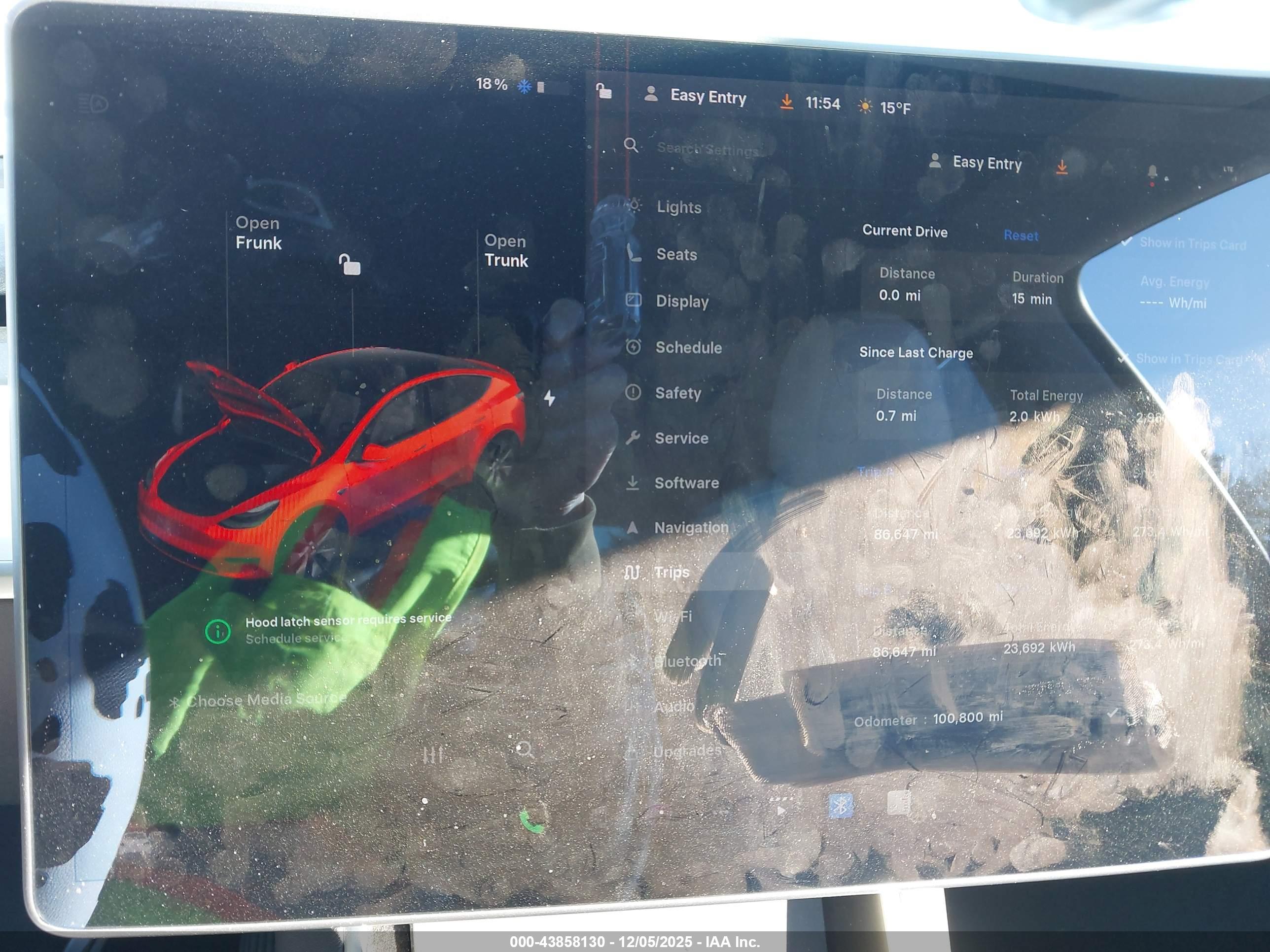 TESLA MODEL image 7