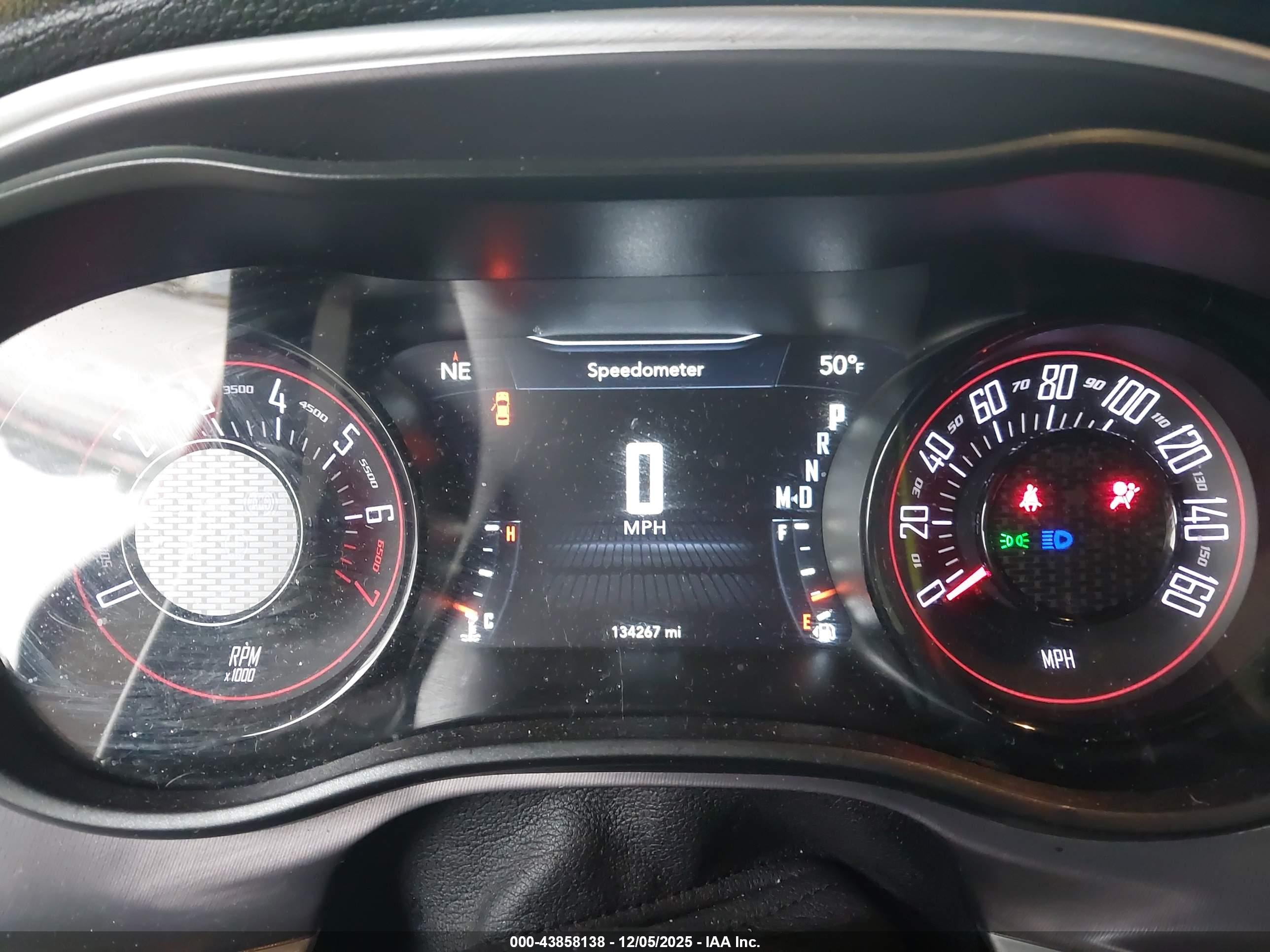 DODGE CHALLENGER image 7