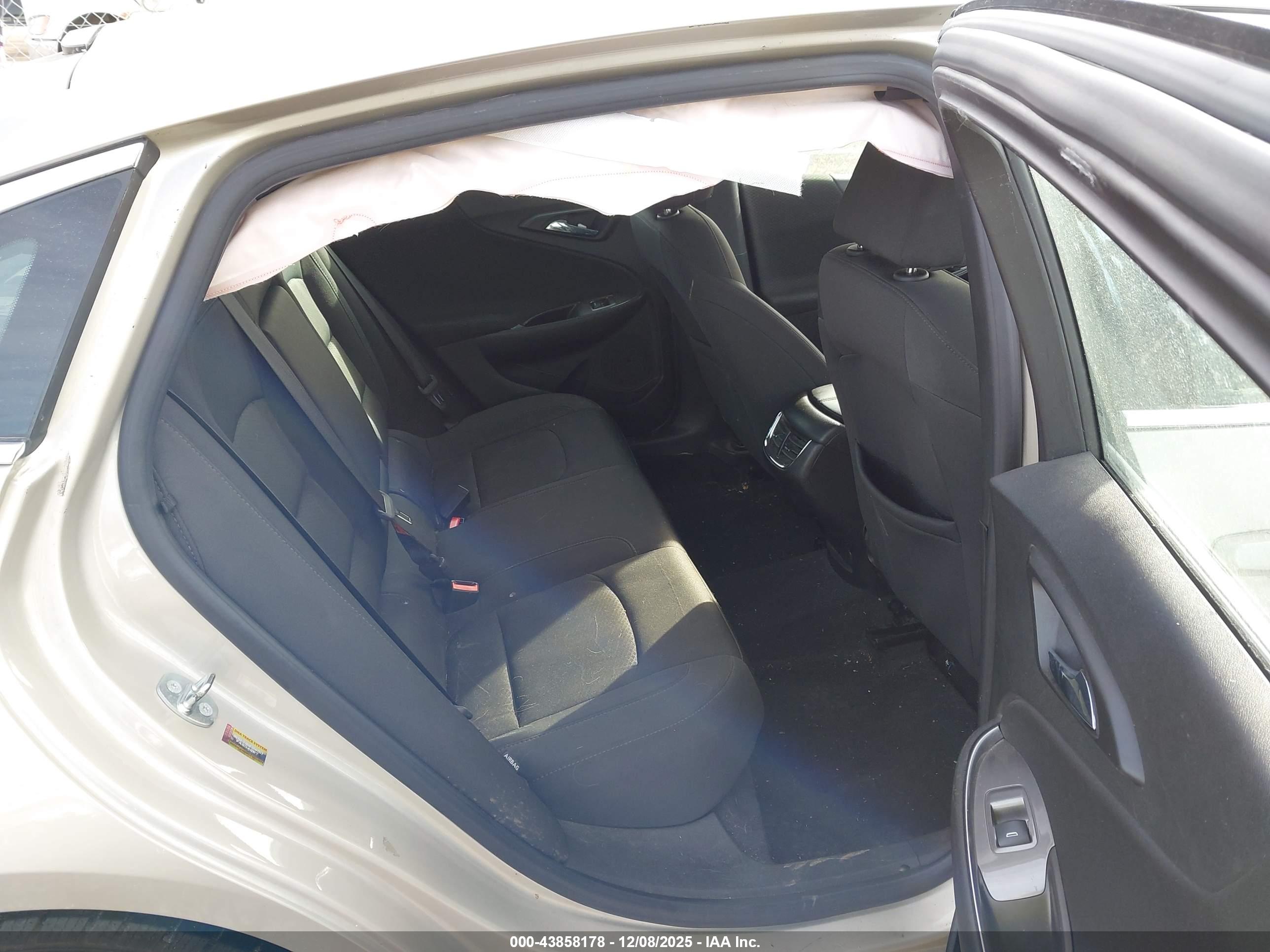 CHEVROLET MALIBU image 8