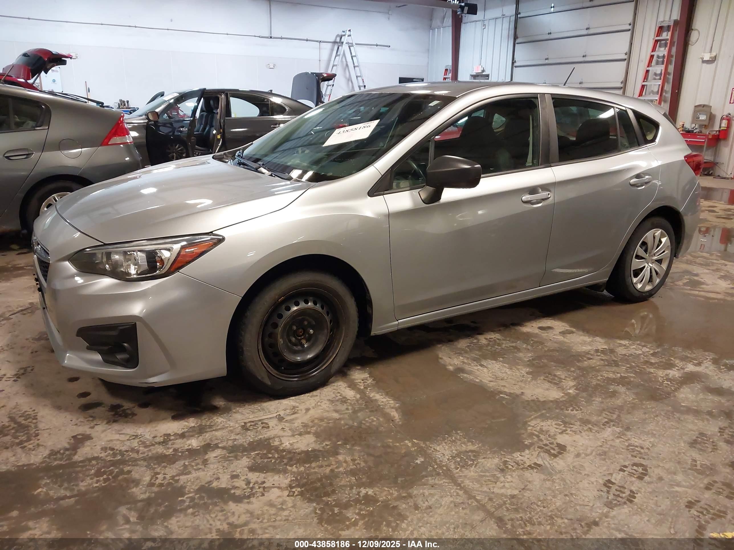 SUBARU IMPREZA image 2