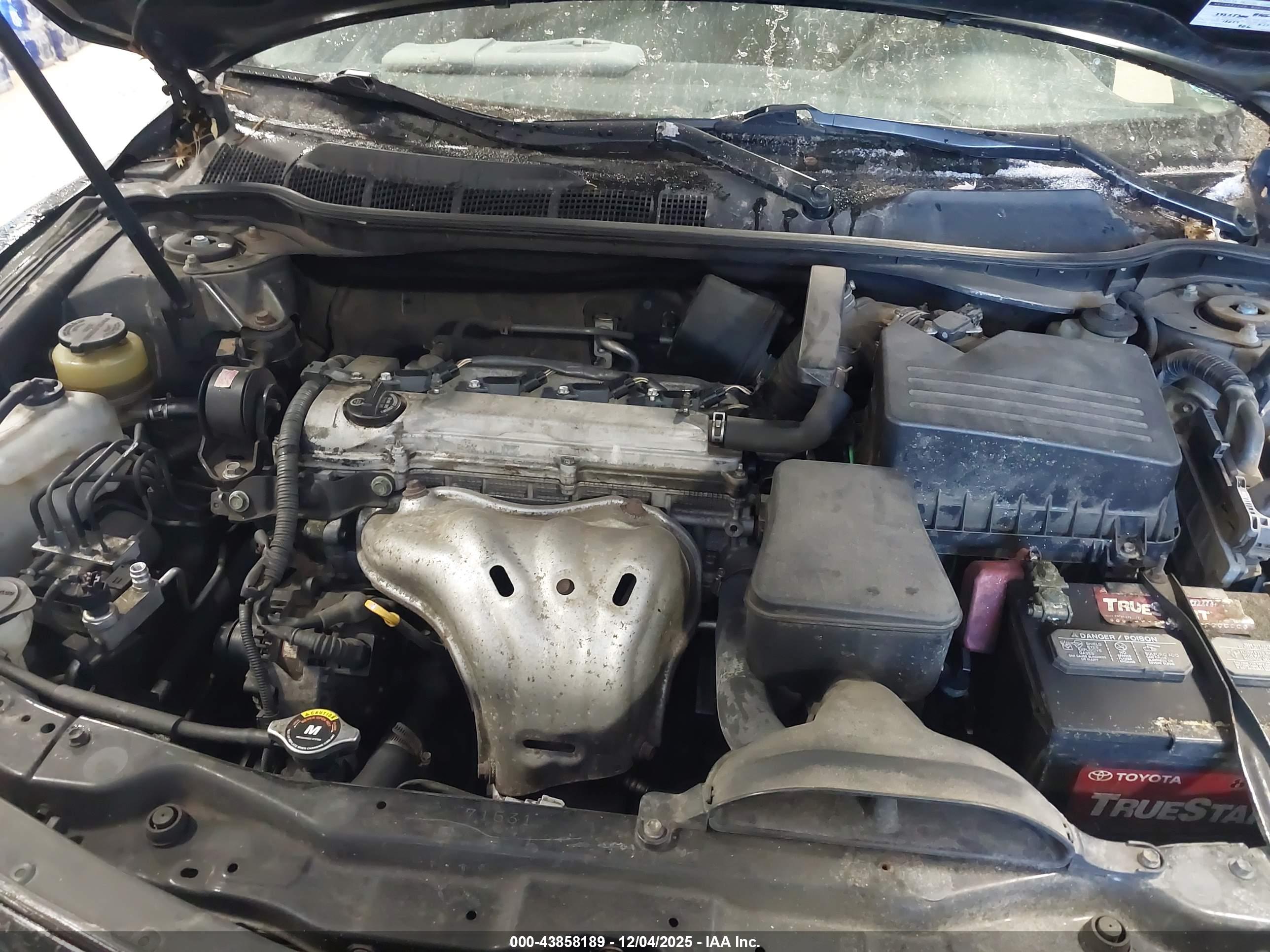 TOYOTA CAMRY image 10