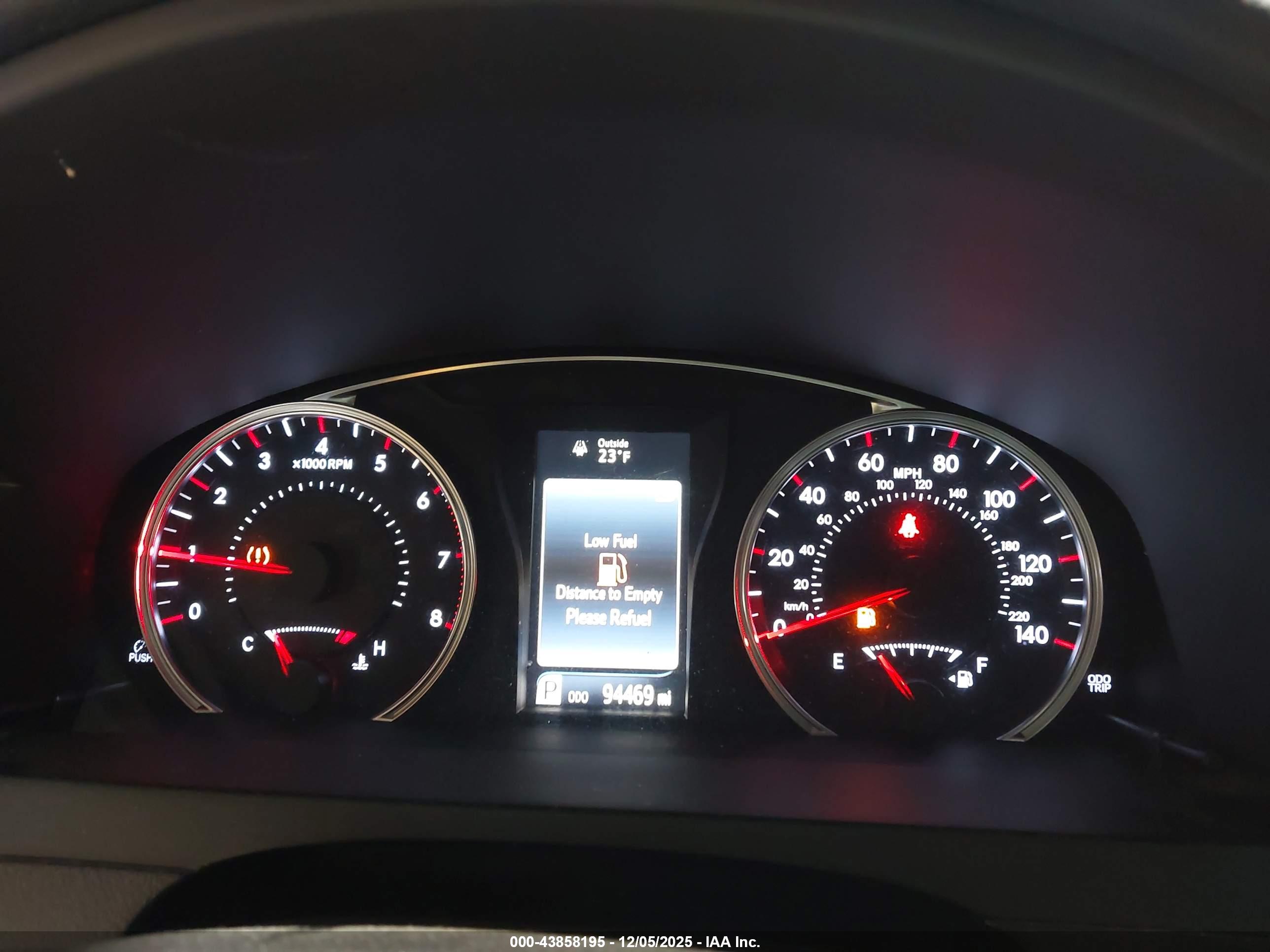 TOYOTA CAMRY image 7
