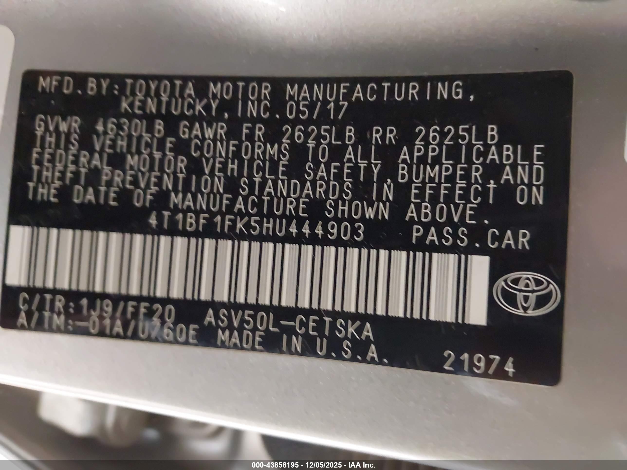 TOYOTA CAMRY image 9