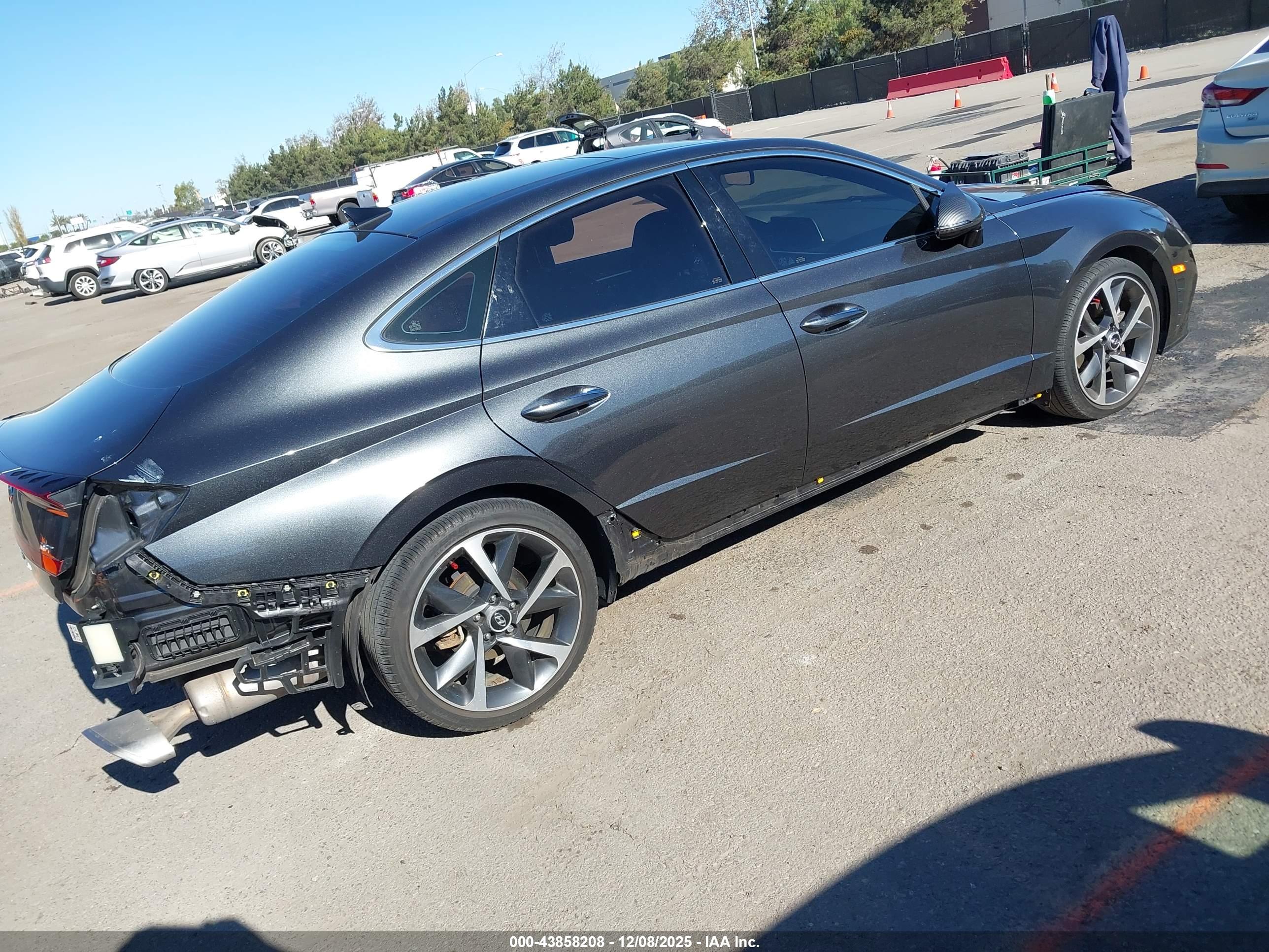 HYUNDAI SONATA image 4