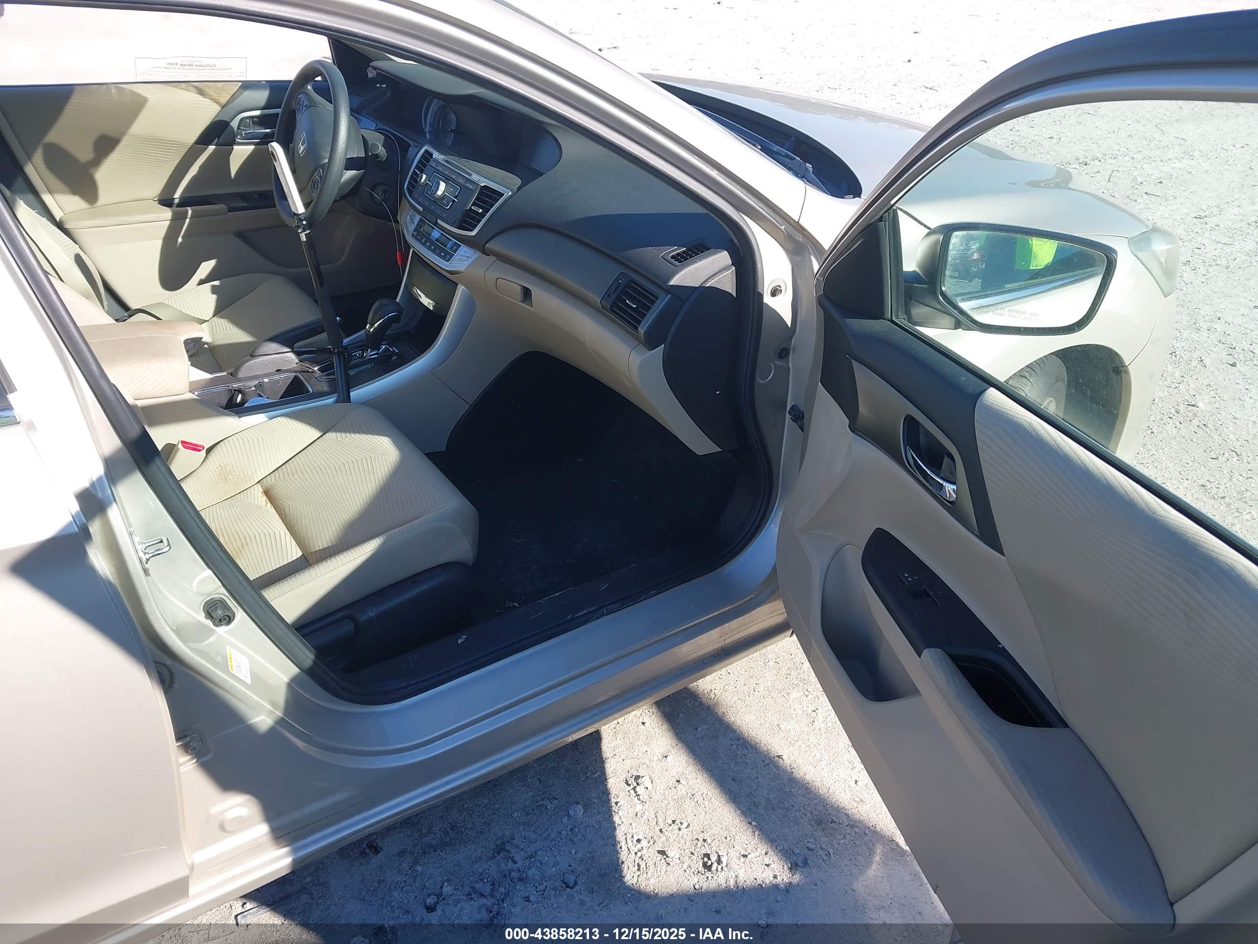HONDA ACCORD image 5
