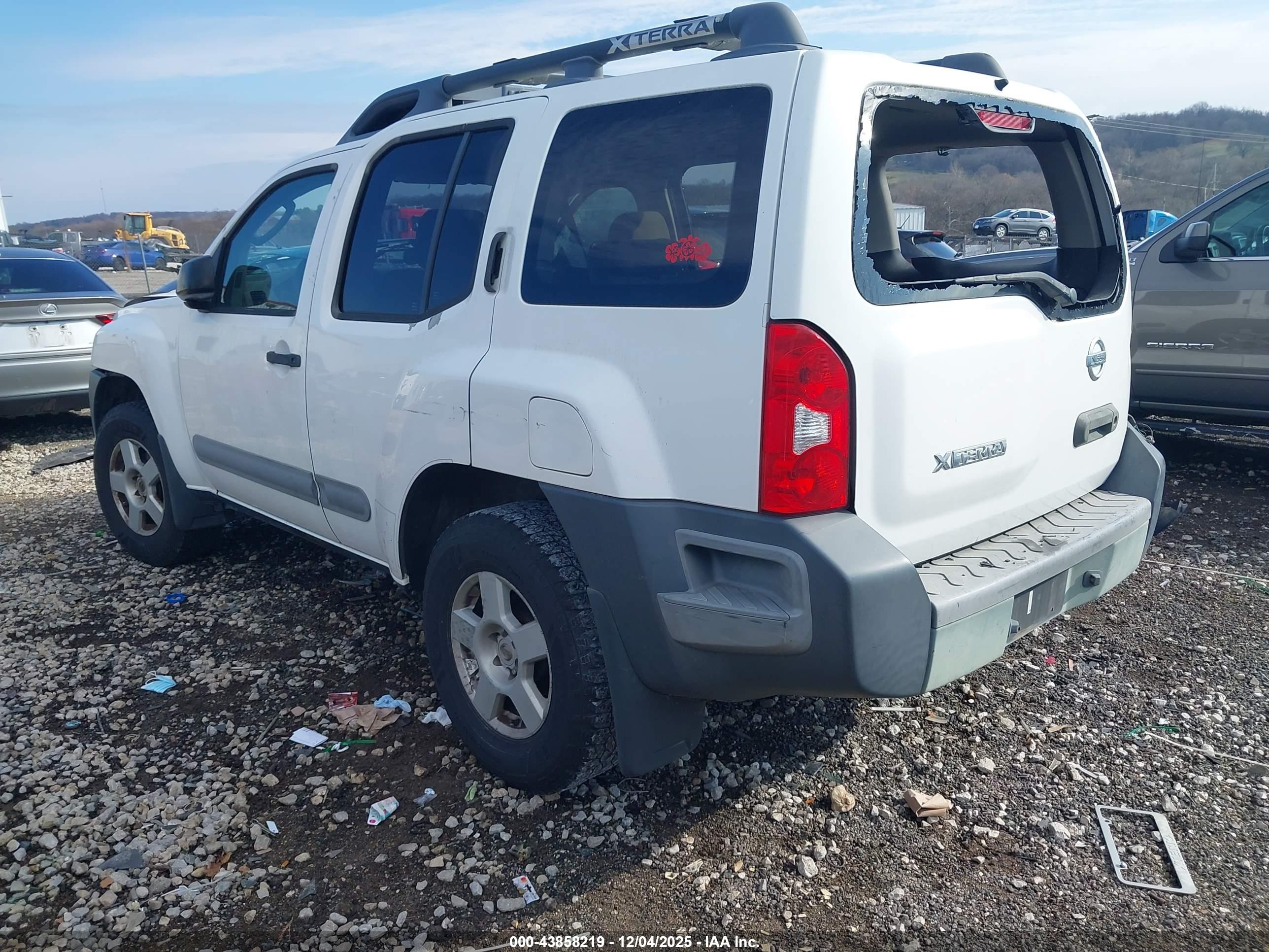 NISSAN XTERRA image 3