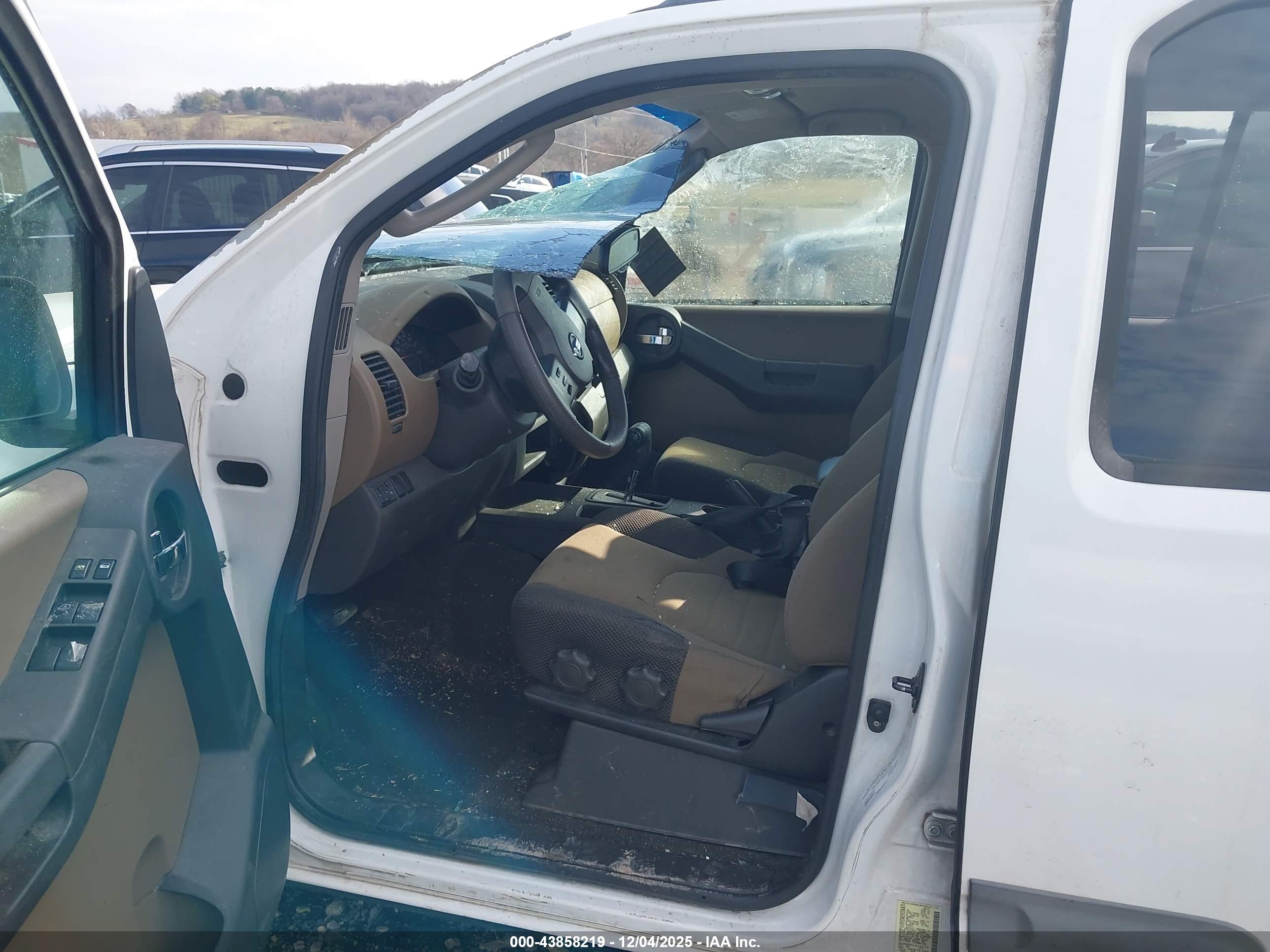 NISSAN XTERRA image 5